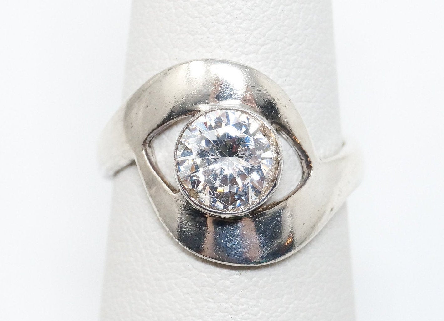 Vintage Art Deco Style Cubic Zirconia Sterling Silver Ring Size 5.5