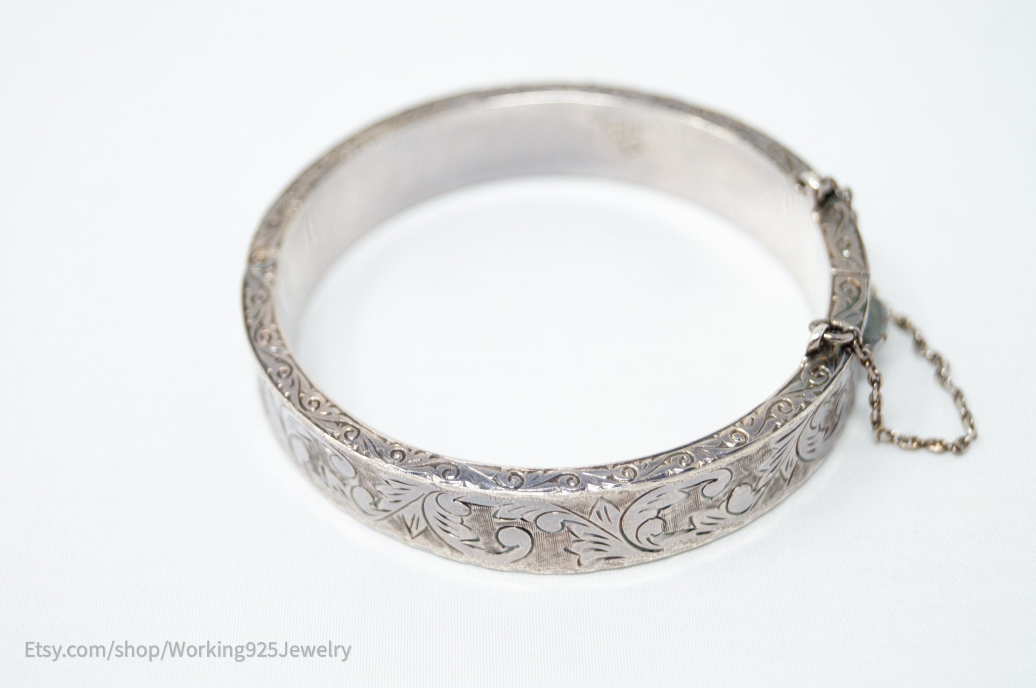 Rare Vintage Siam Niello Sterling Silver Motif Floral Etched Bracelet