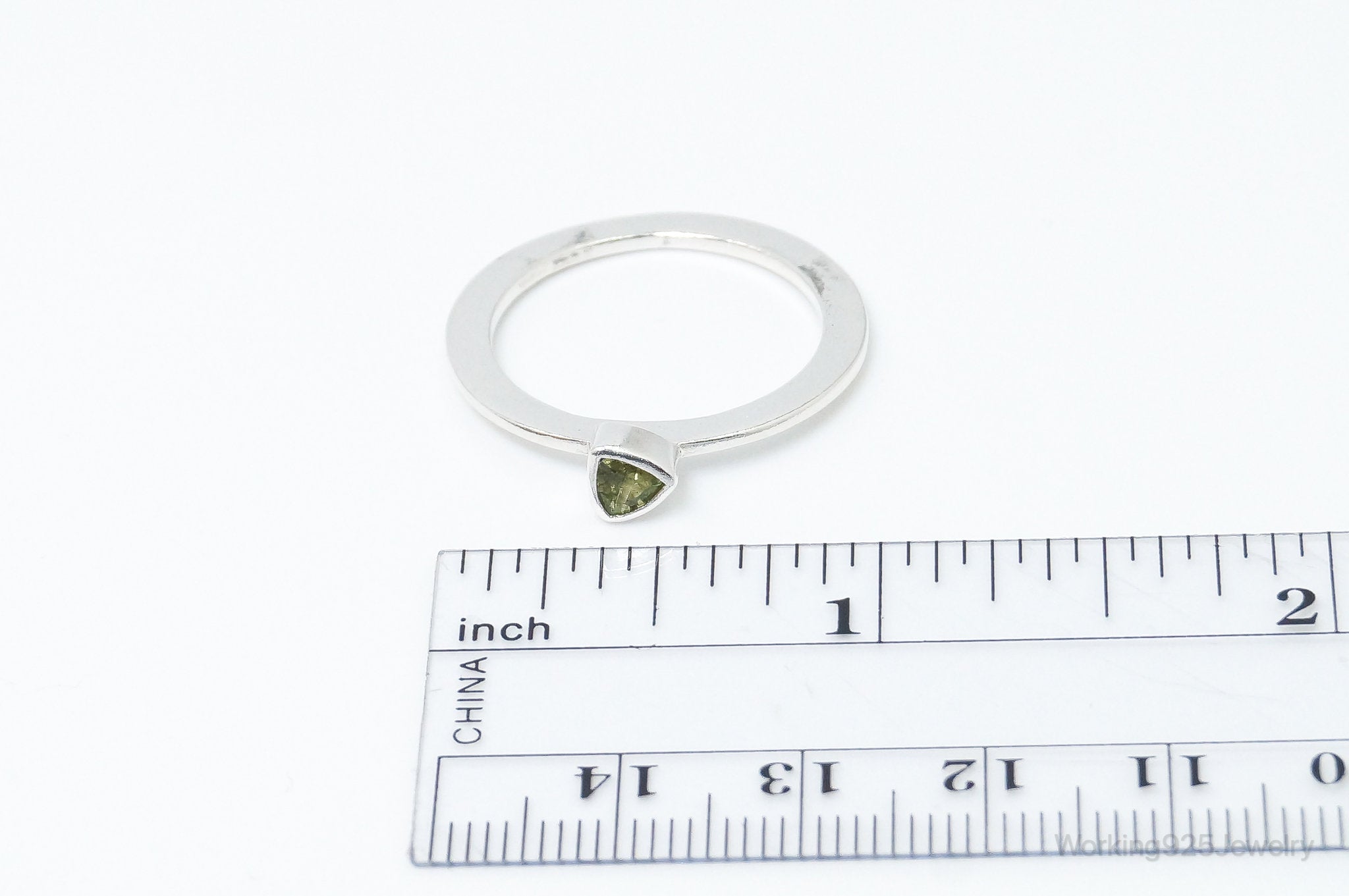 Vintage Green Peridot Sterling Silver Stacker Stackable Ring - SZ 9.5