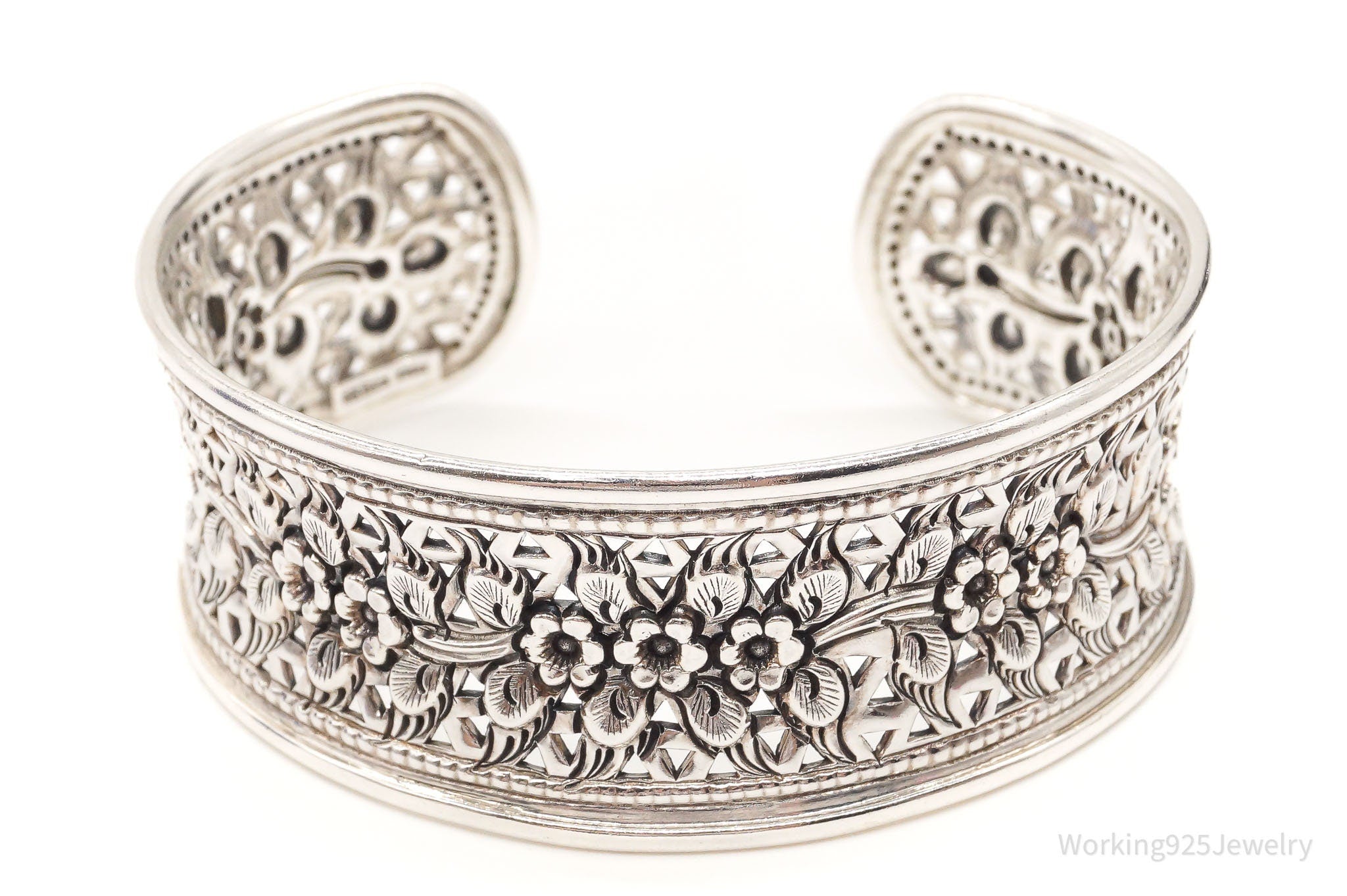 Vintage Designer SX Floral Pattern Flowers Sterling Silver Cuff Bracelet