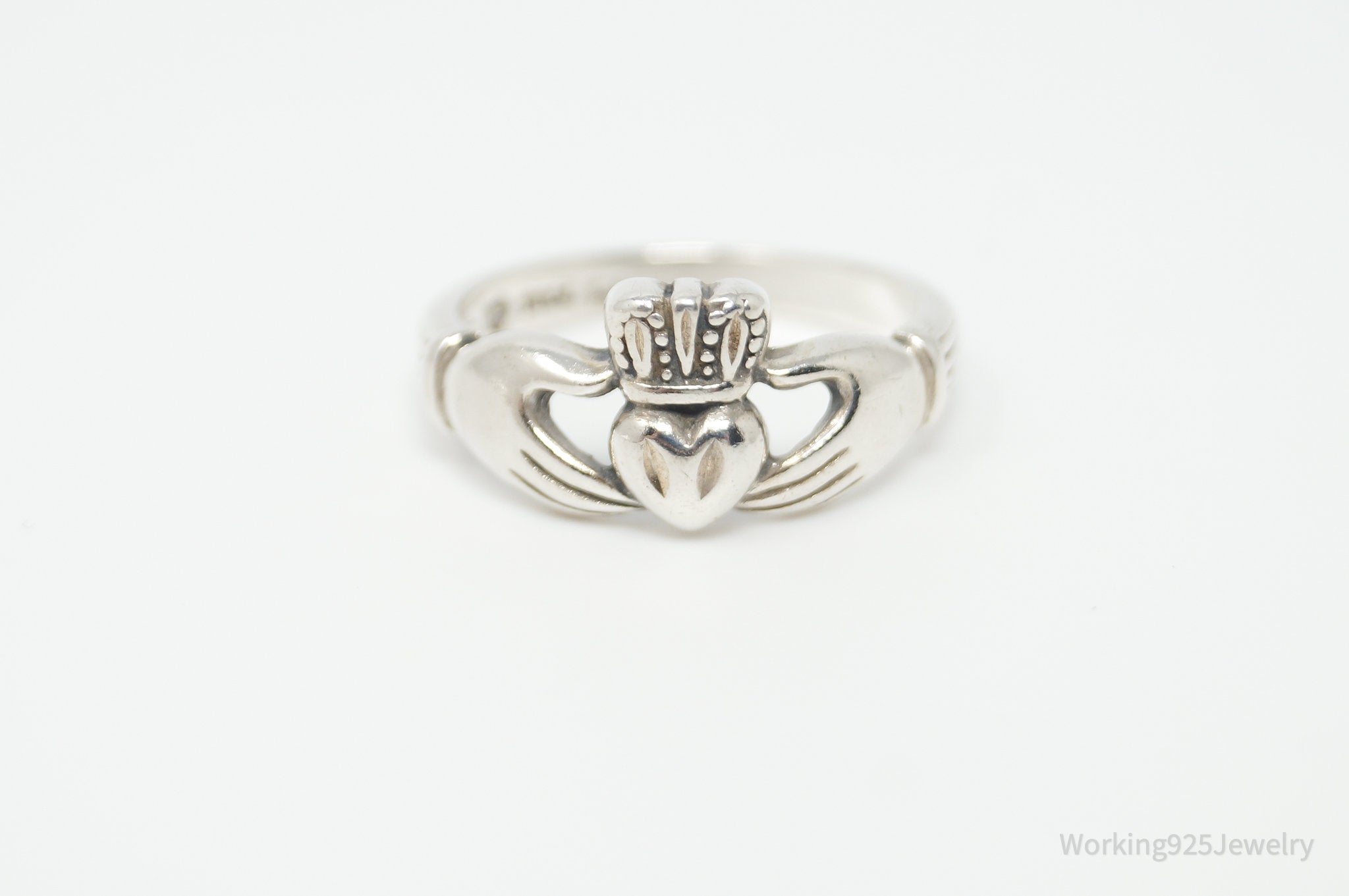 Vintage Claddagh Lover Sterling Silver Ring - Size 6.75