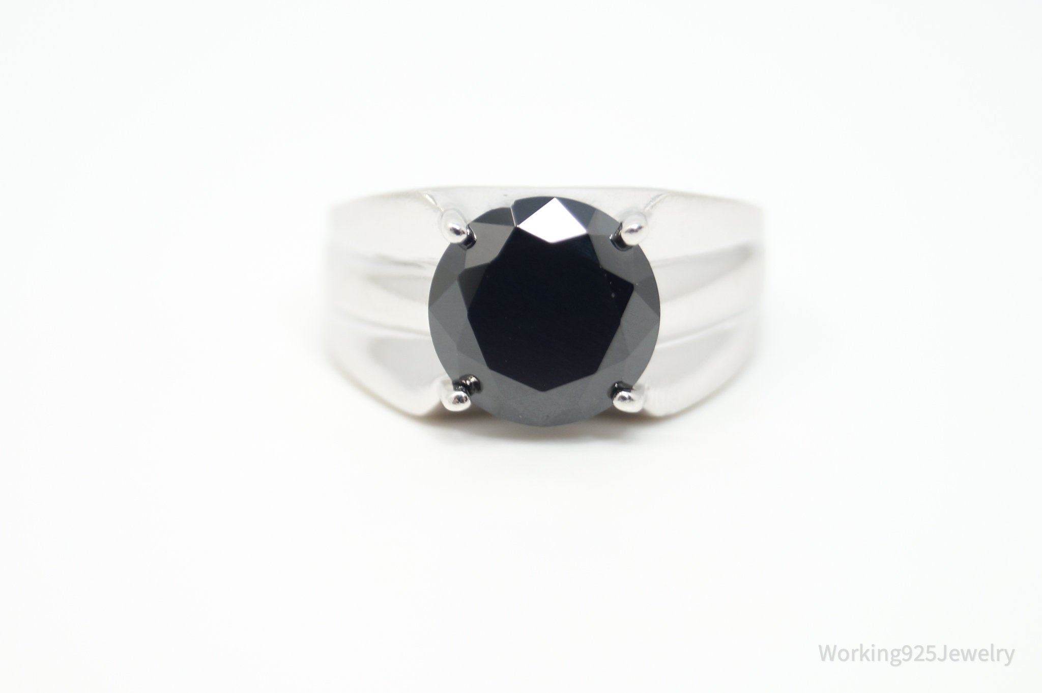 Vintage Black Onyx Sleek Sterling Silver Ring - Sz 8