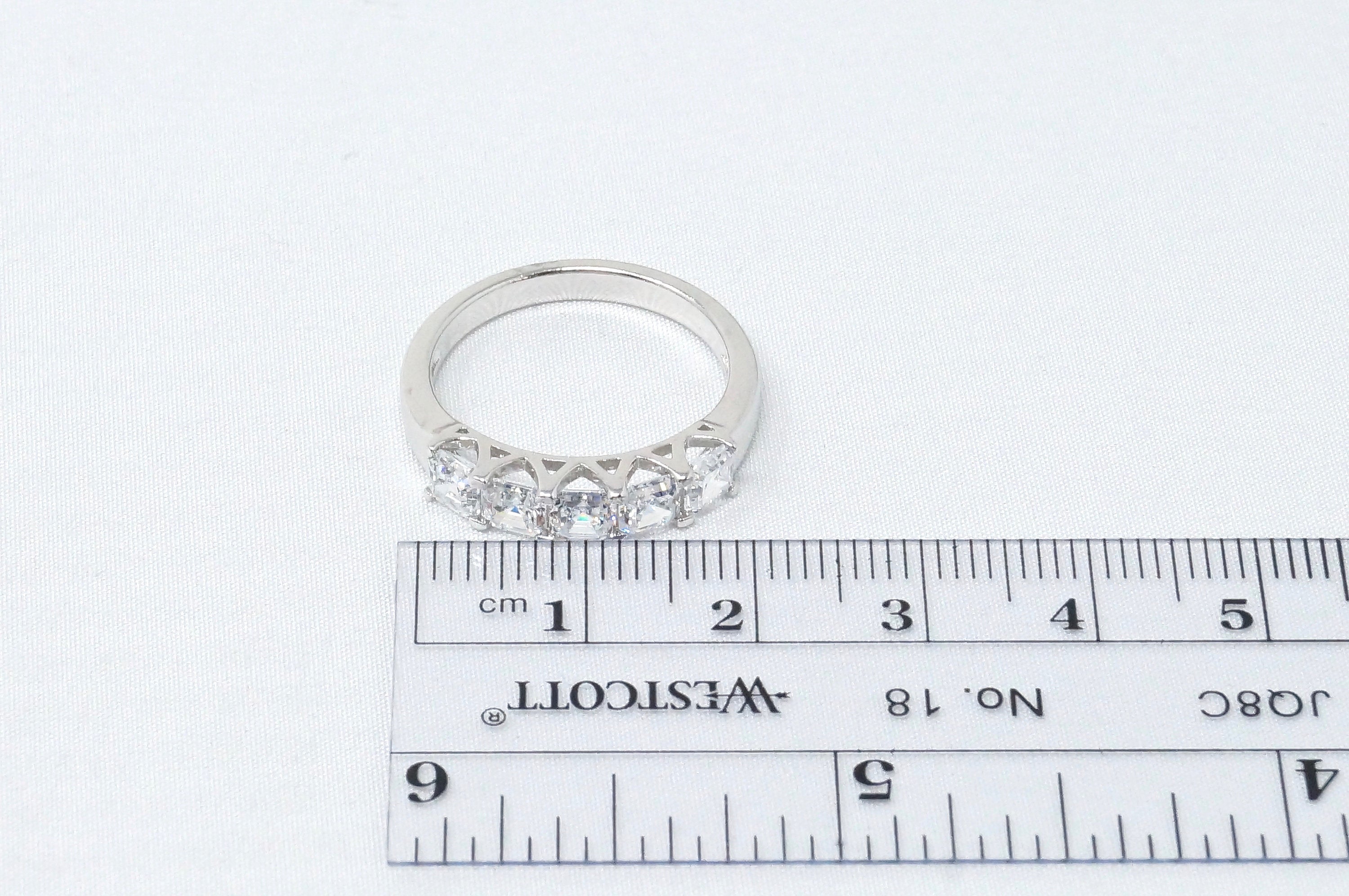 Vintage Five Stone Princess Cut Cubic Zirconia Sterling Silver Ring Size 8