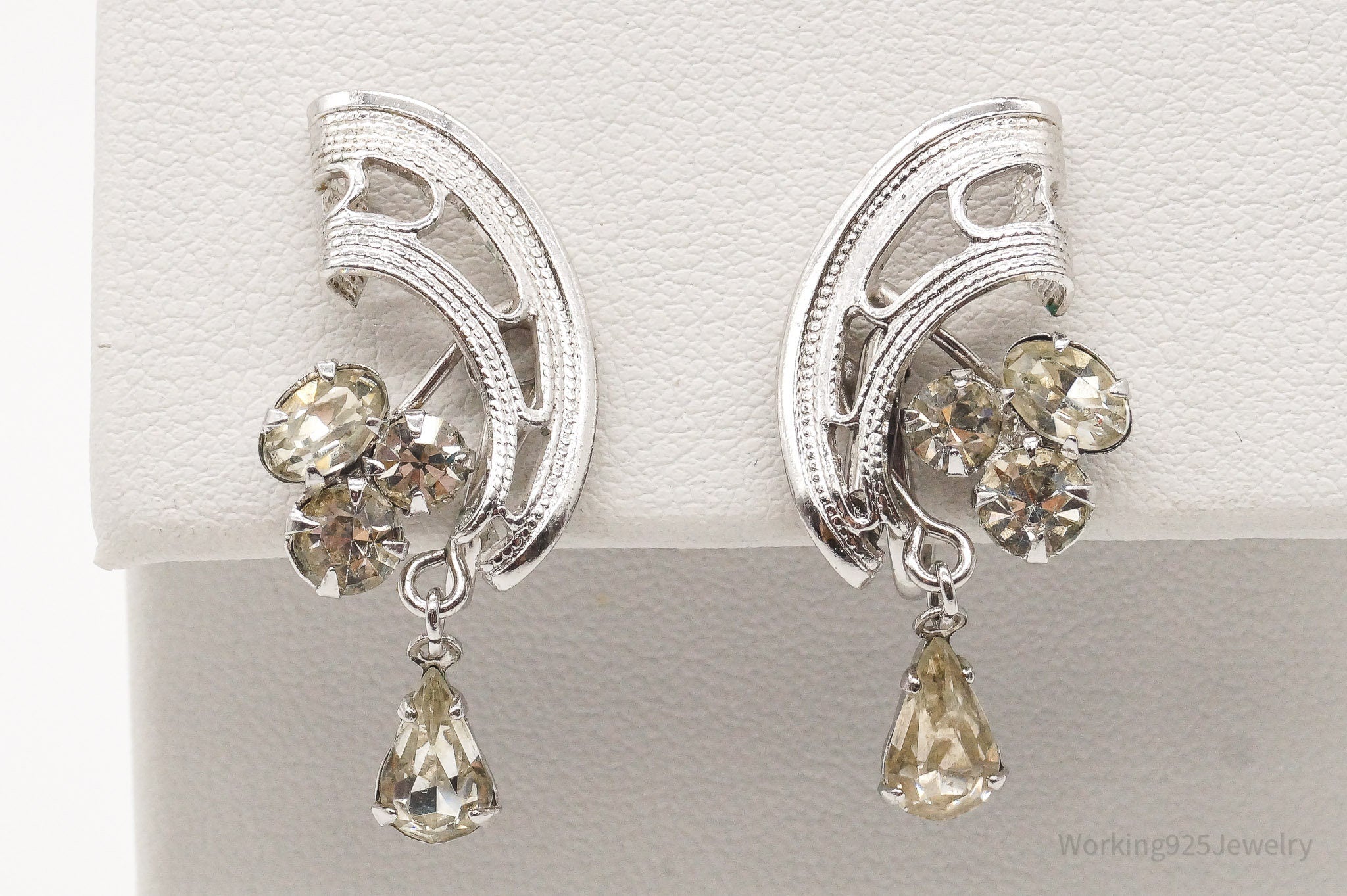 Vintage 1940s Art Deco Rhinestone Silver Screw Back Earrings