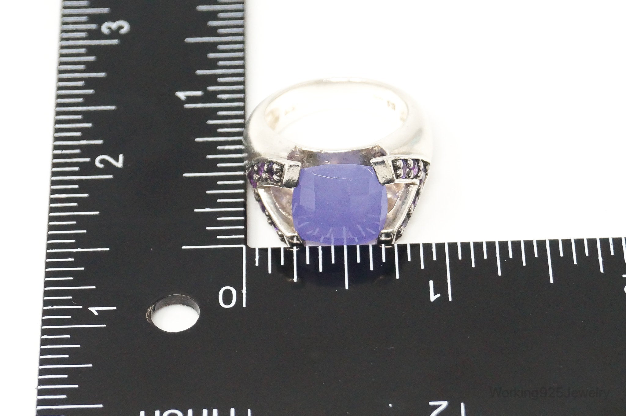 Vintage Lavender Chalcedony Amethyst Sterling Silver Ring - Size 8