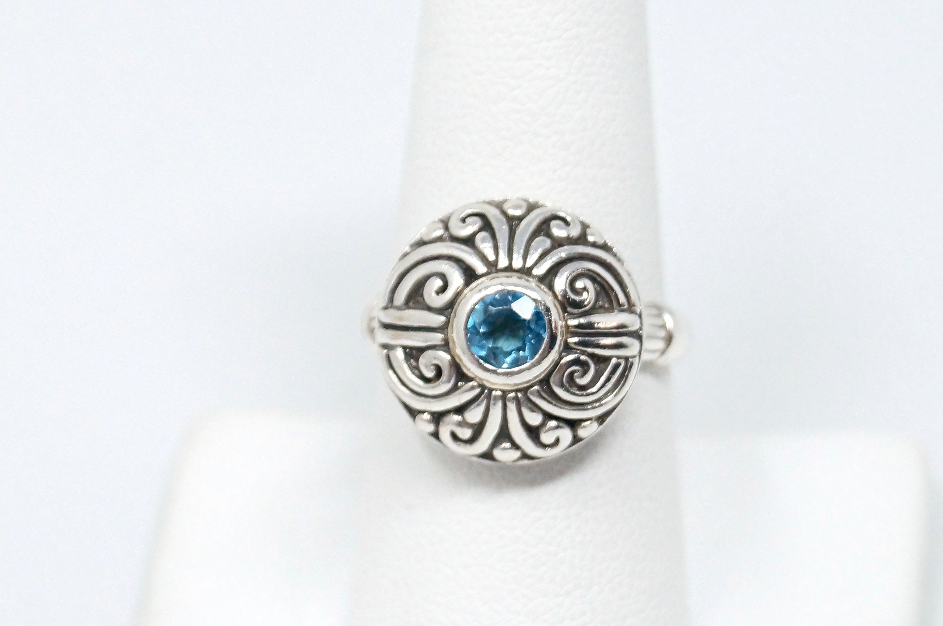 Vintage Balinese Style Blue Topaz Dome Swirl Scroll Sterling Silver Ring Size 8