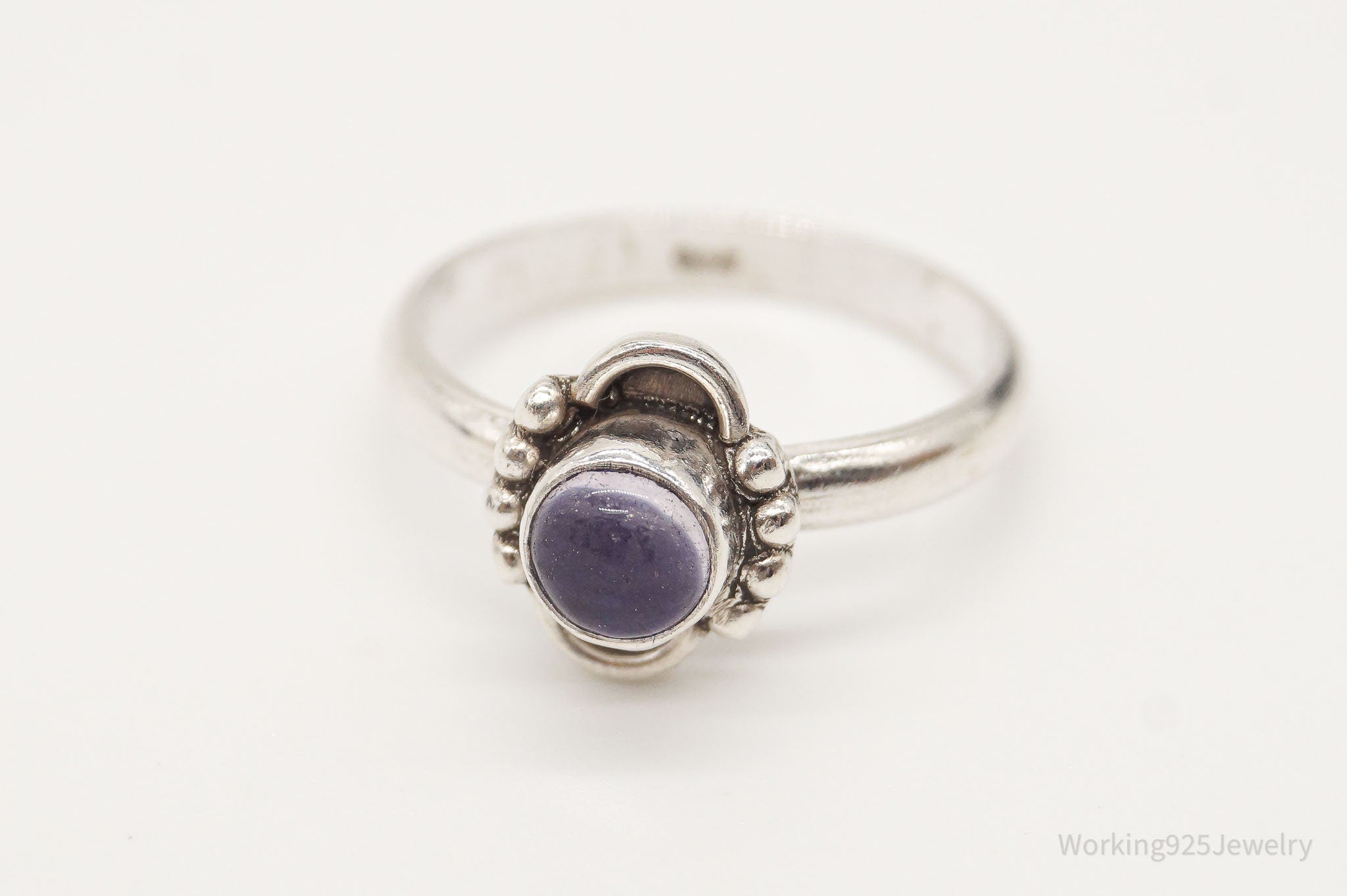 Vintage Amethyst Sterling Silver Ring - Size 5.75