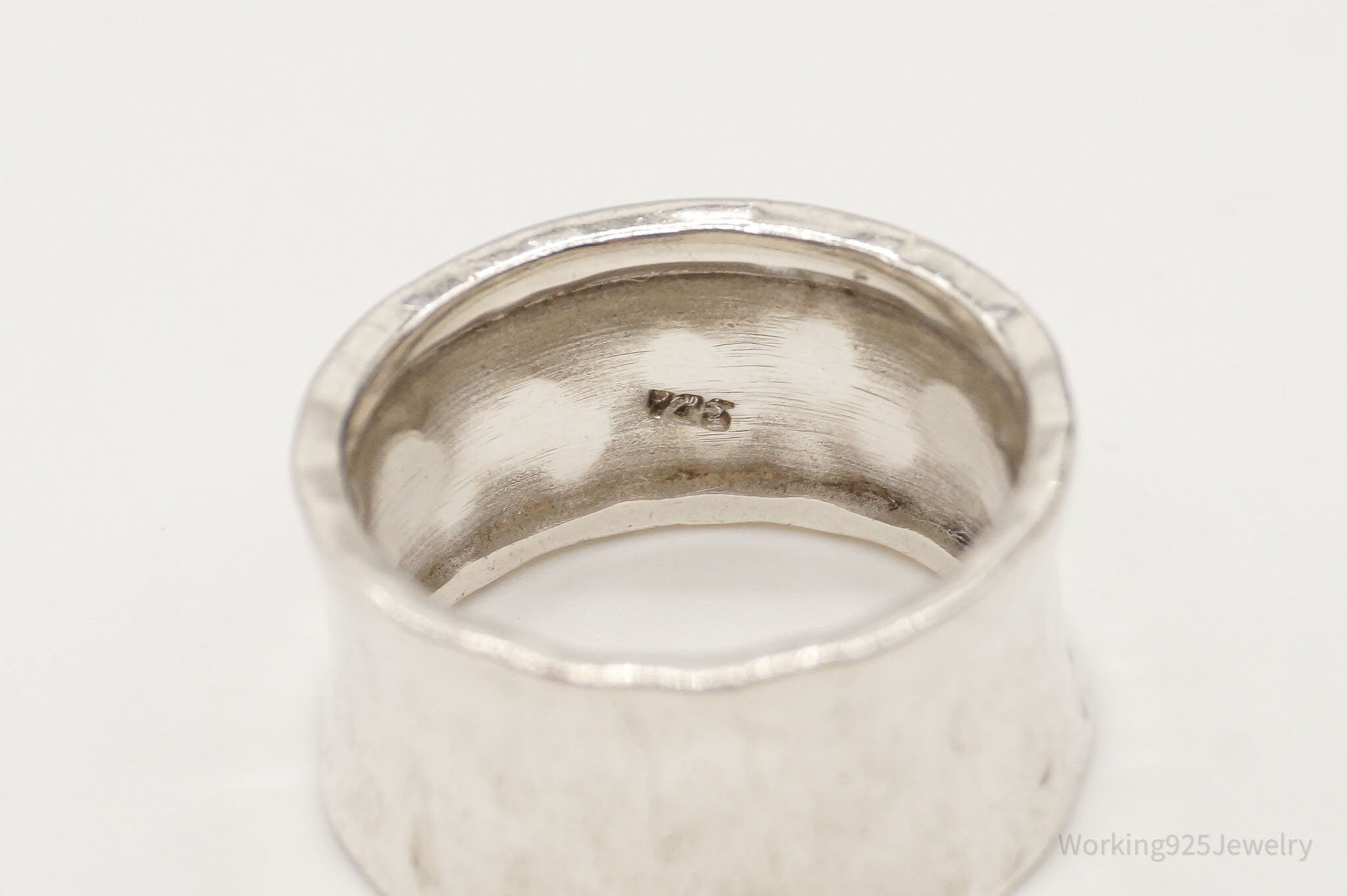 Vintage Hammered Style Sterling Silver Band Ring - Size 10.25