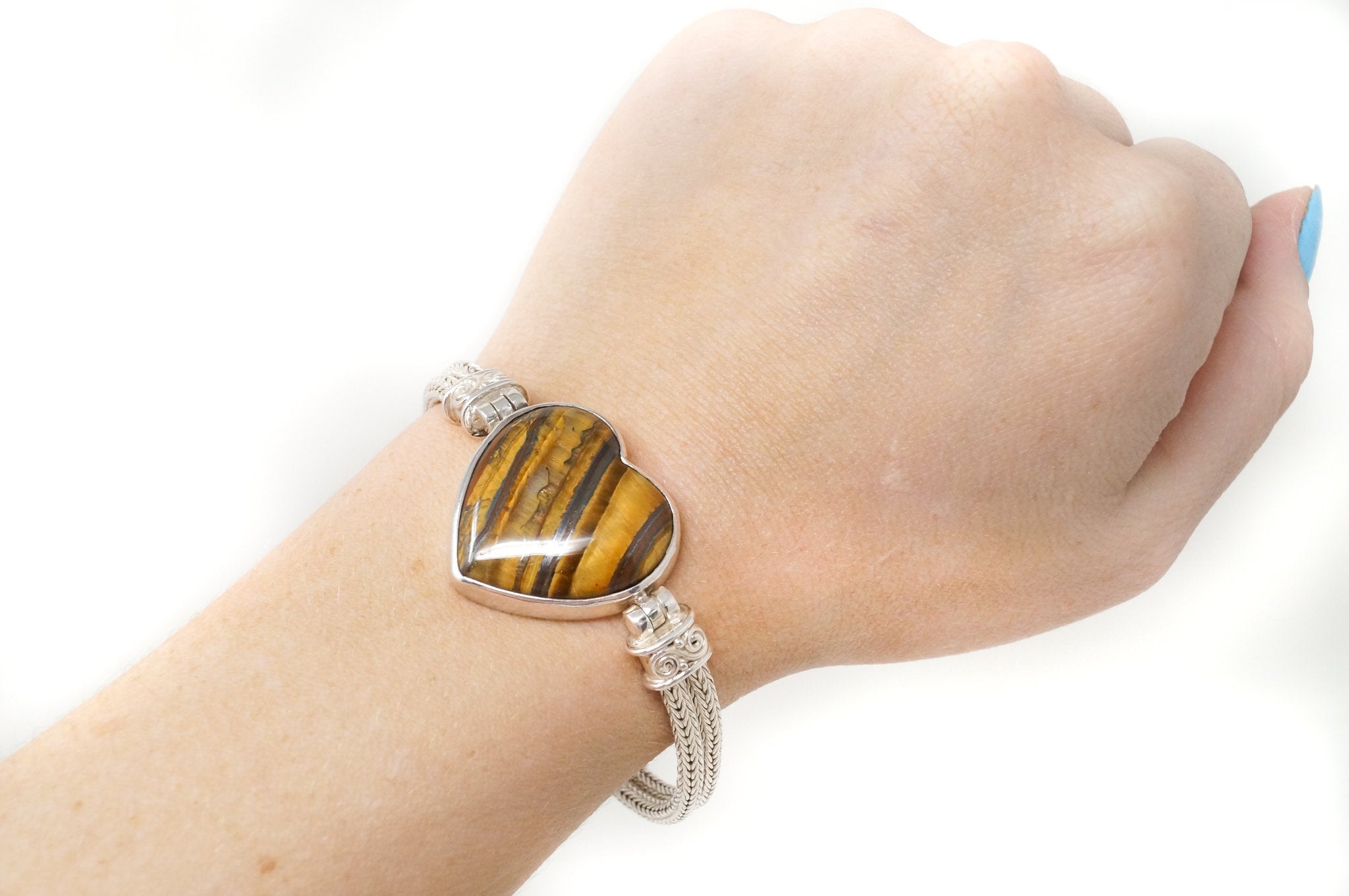 Vintage Designer Sajen Tigers Eye Heart Snake Chain Sterling Silver Bracelet