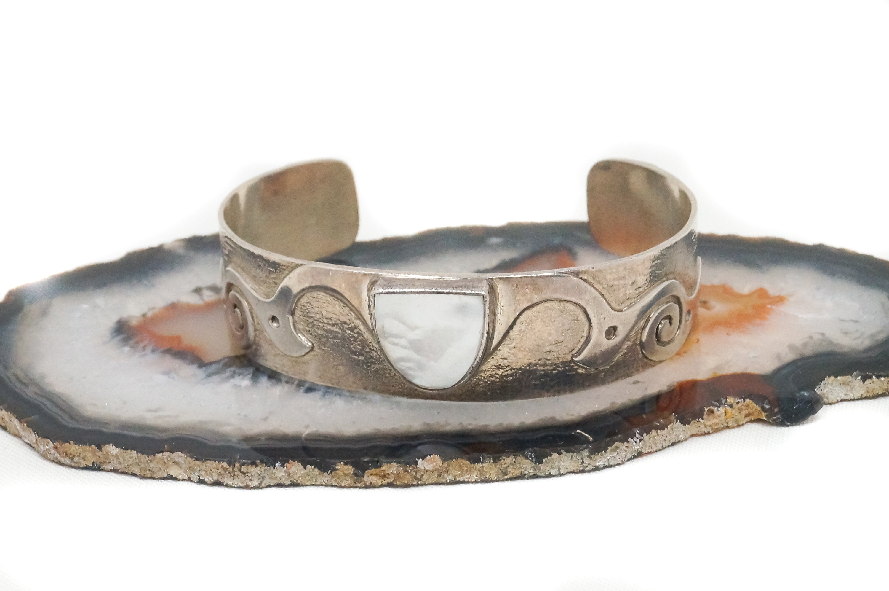 Vintage Handmade Native American Mother Of Pearl Swirl Sterling Cuff Bracelet