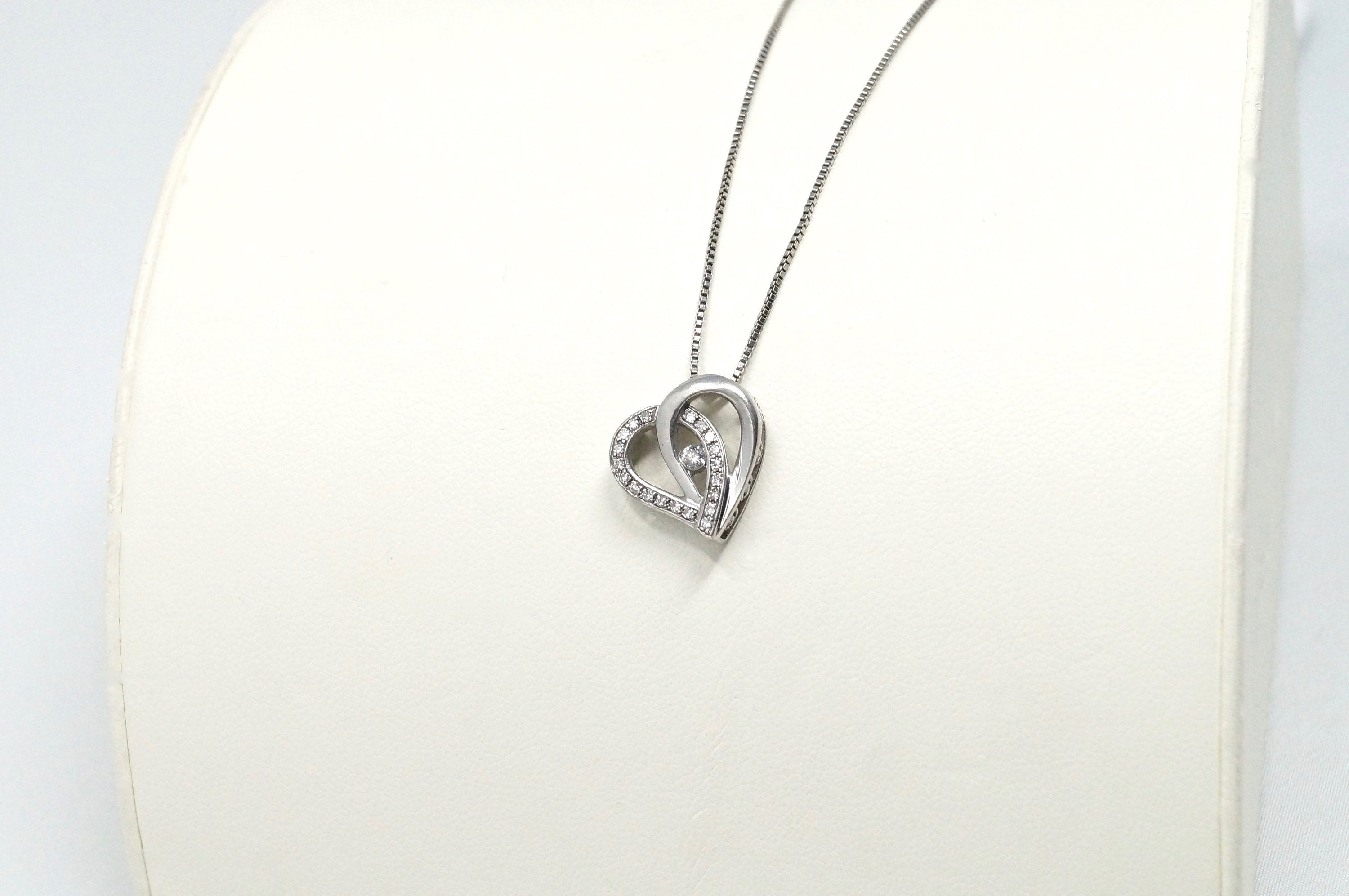 Lovely Vintage Cz Accented Open Heart Sterling Silver Necklace 22" -