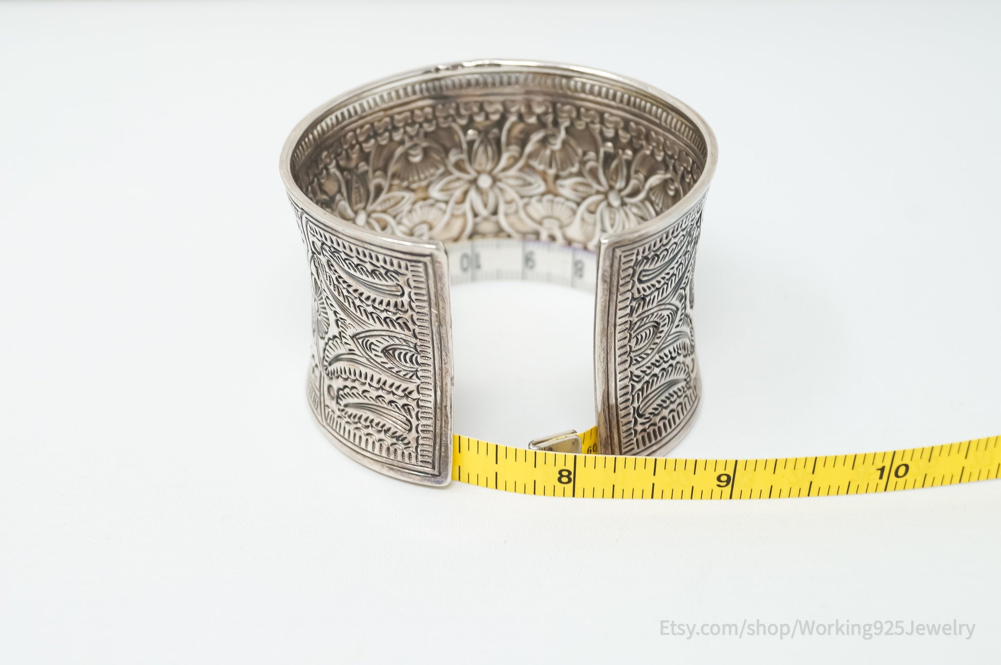 Vintage Designer Floral Pattern Flower Motif Sterling Silver Cuff Bracelet