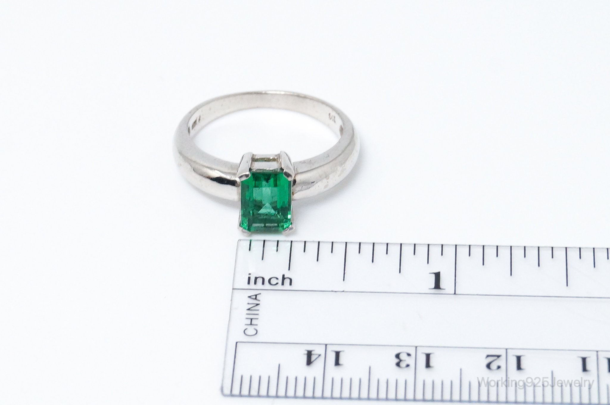 Vintage Lab Emerald Sterling Silver Ring - SZ 8.25