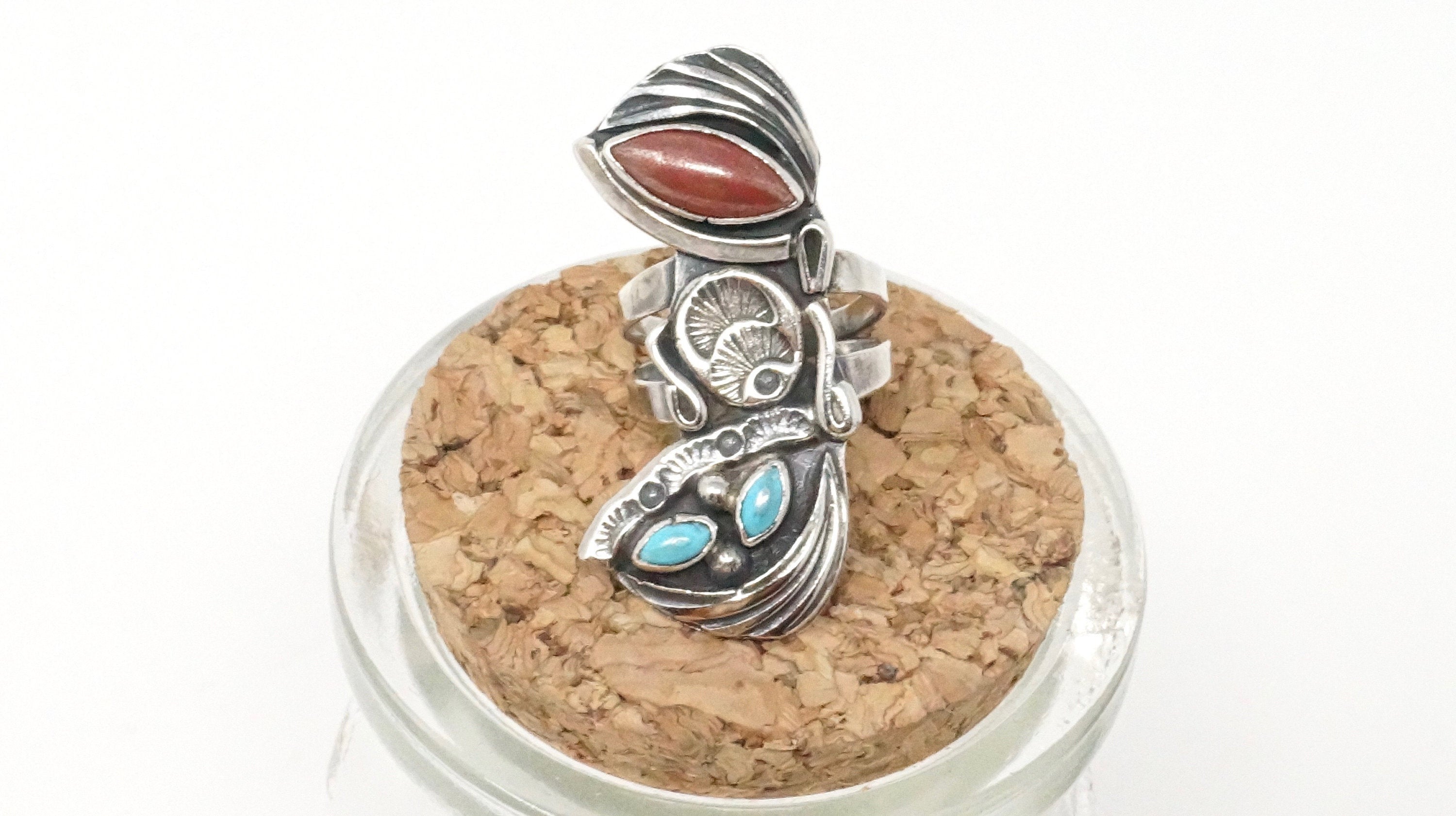 Native American Navajo Roger Skeet RS Turquoise Coral Sterling Silver Ring Sz 4