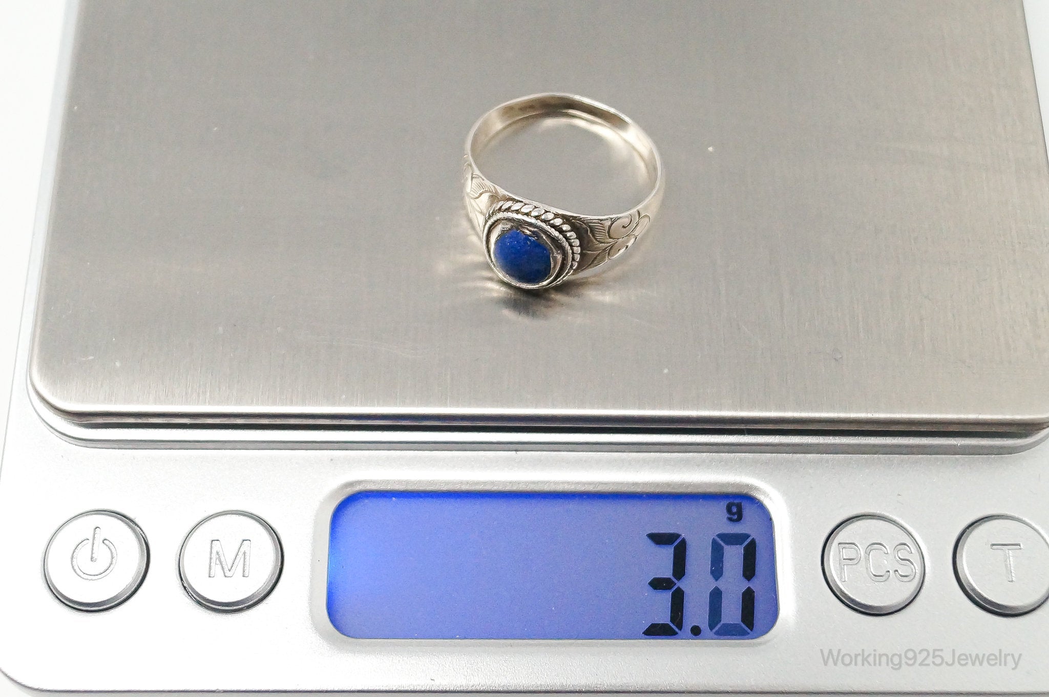 Vintage Blue Lapis Lazuli Art Nouveau Etched Sterling Silver Ring - Size 7.75