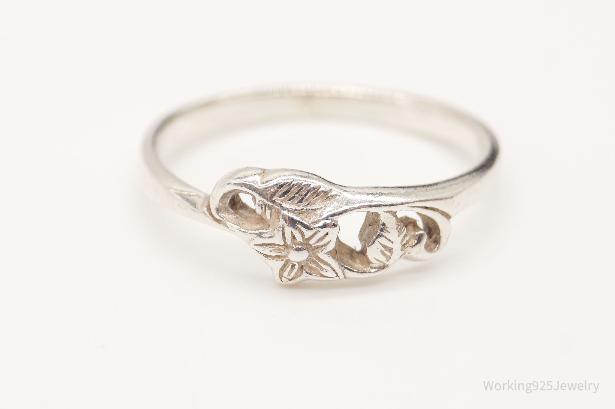 Vintage Flower Art Nouveau Style Sterling Silver Ring - Size 6.5