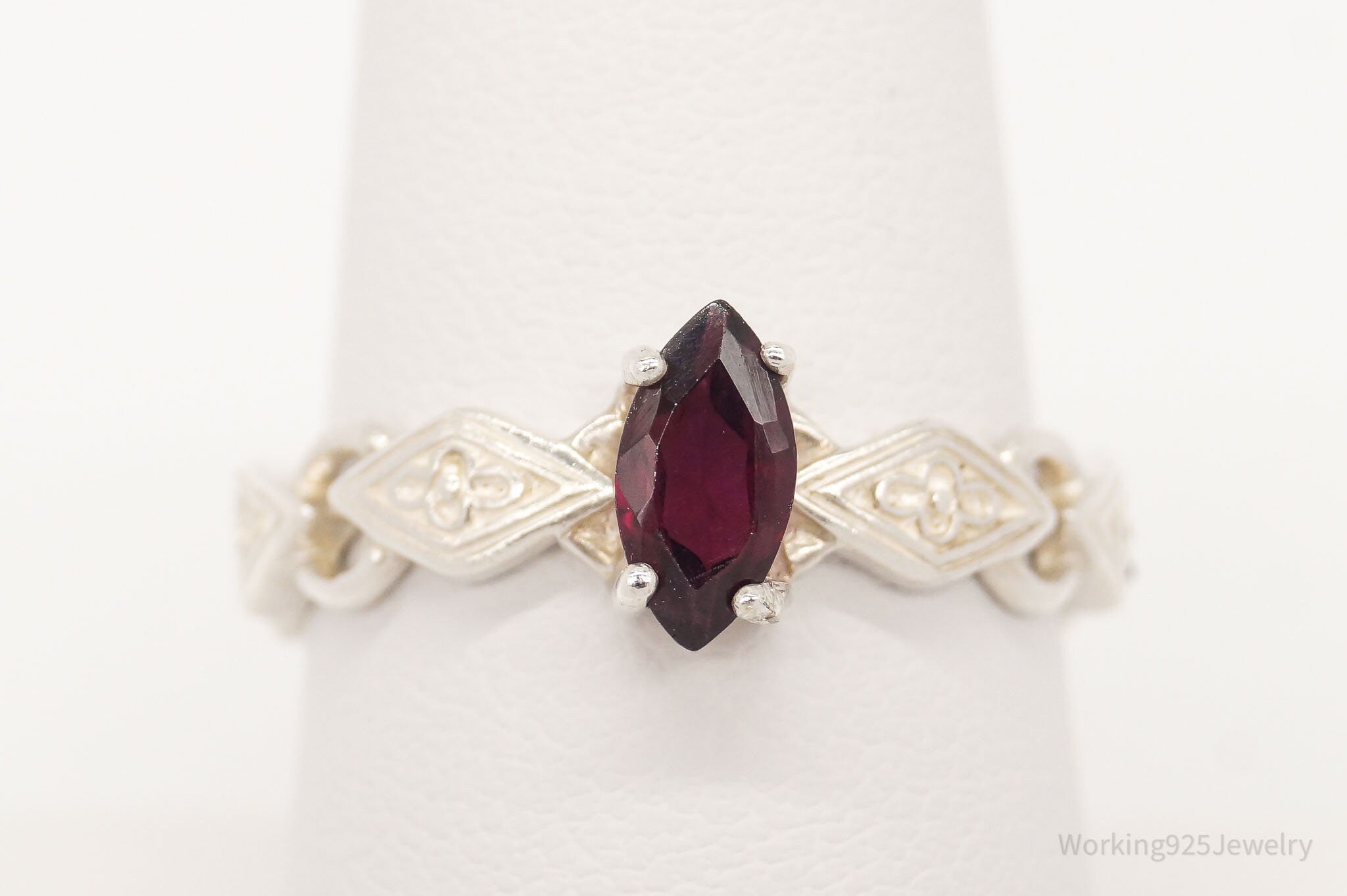 Vintage Avon Rhodolite Garnet Sterling Silver Ring - Size 9