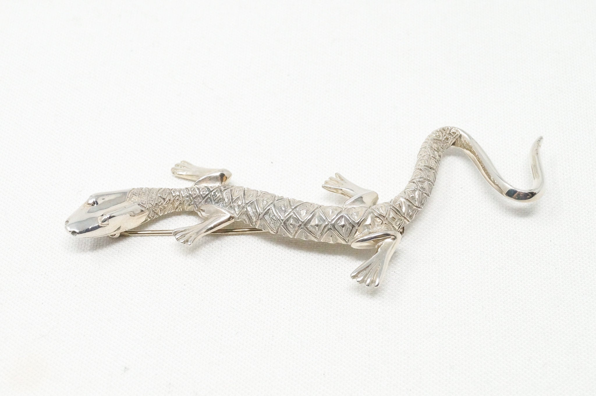 Vintage Designer KABANA Lizard Sterling Silver Southwestern Brooch Pin