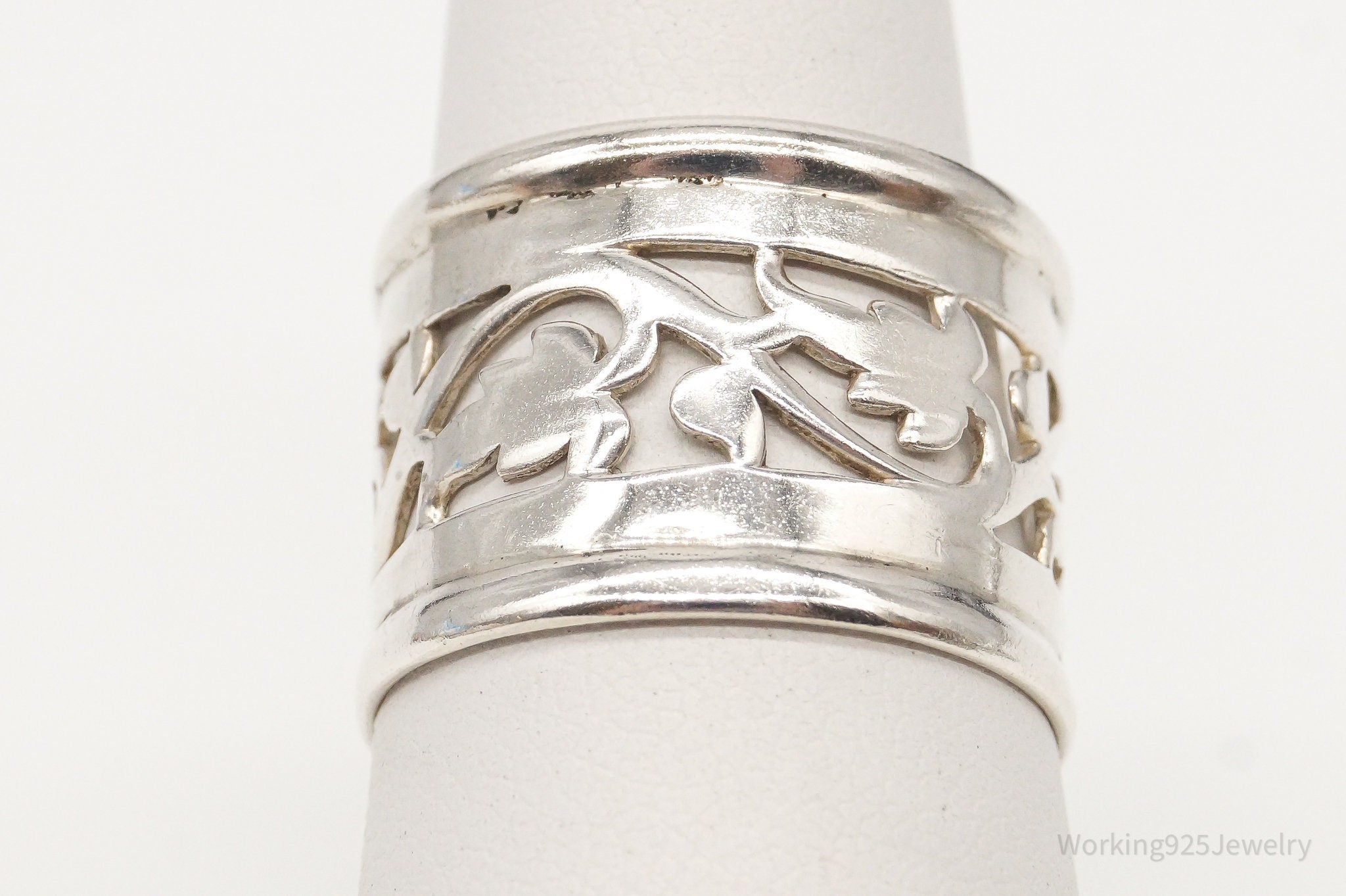 Vintage Floral Cut Out Design Sterling Silver Band Ring - Size 6.5