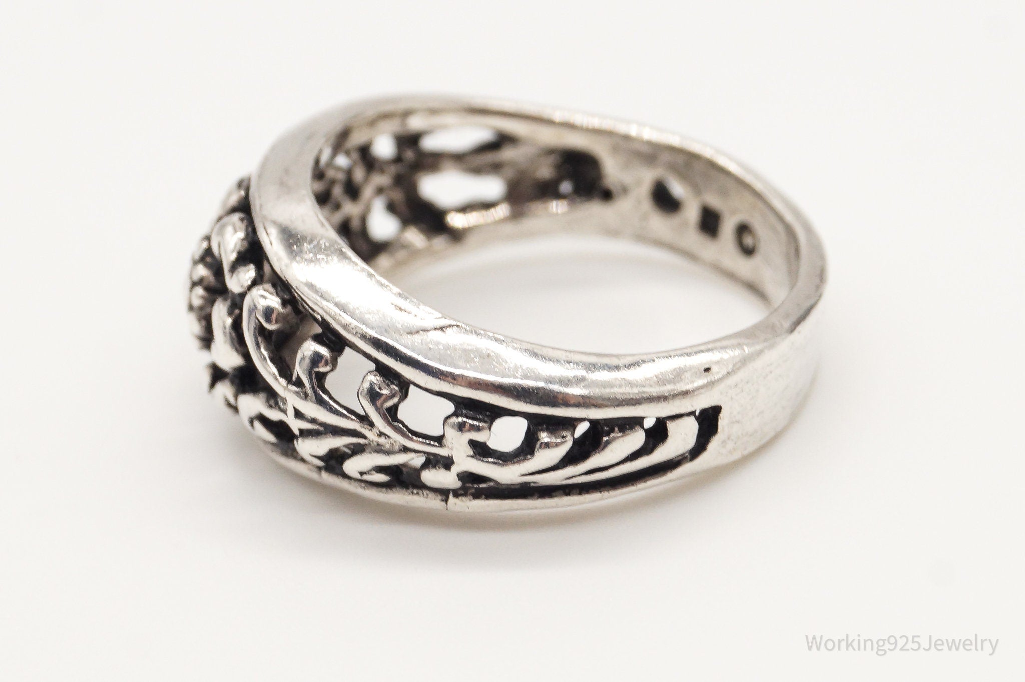 Vintage Hearts Filigree Bali Sterling Silver Band Ring - Size 6.75