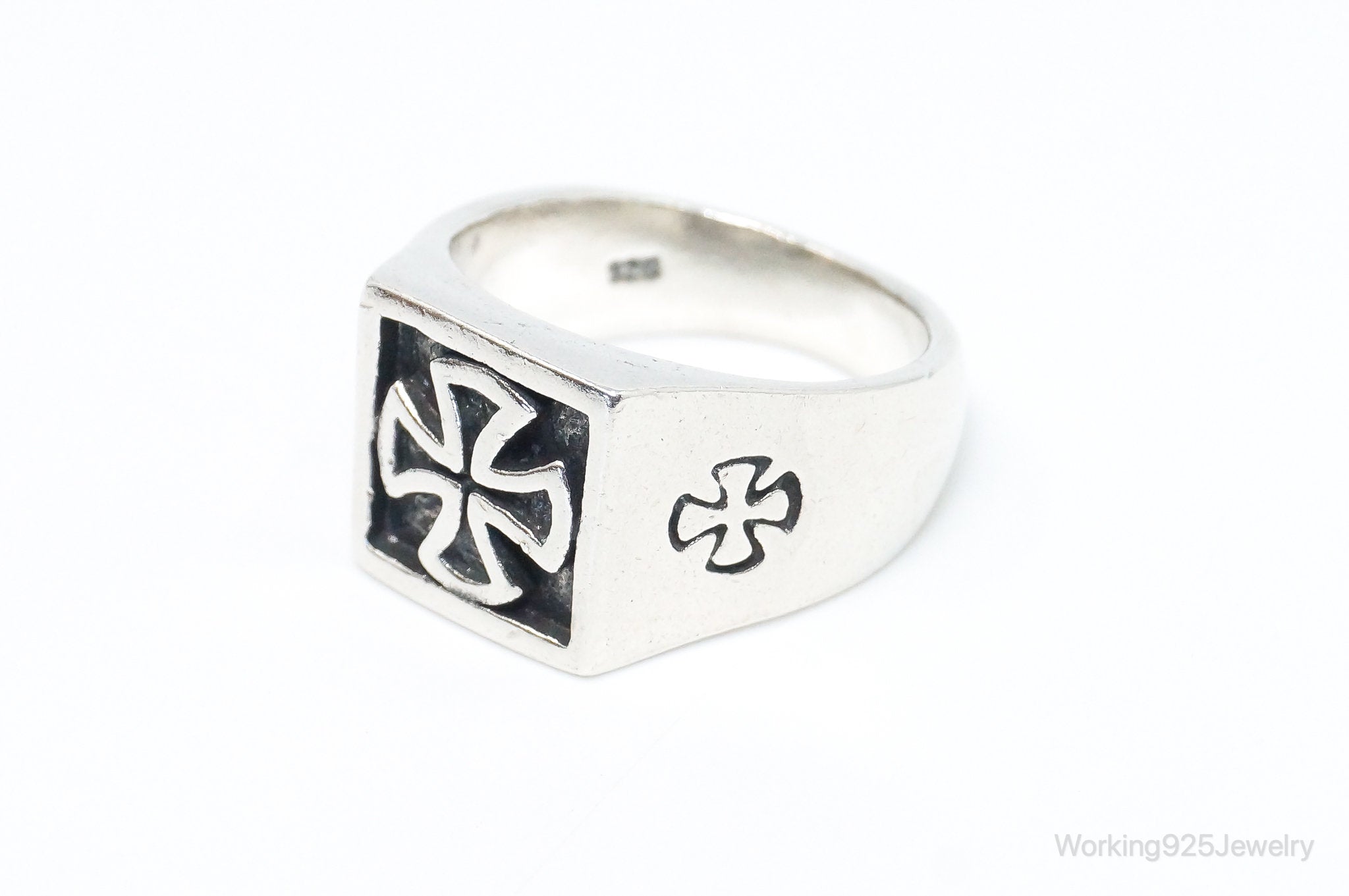 Vintage Cross Design Sterling Silver Ring - SZ 8.75