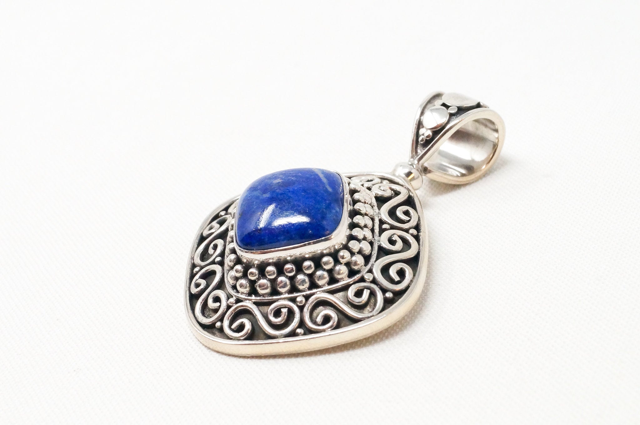 Vintage Designer BA Suarti Lapis Lazuli Bali Sterling Silver Necklace Pendant