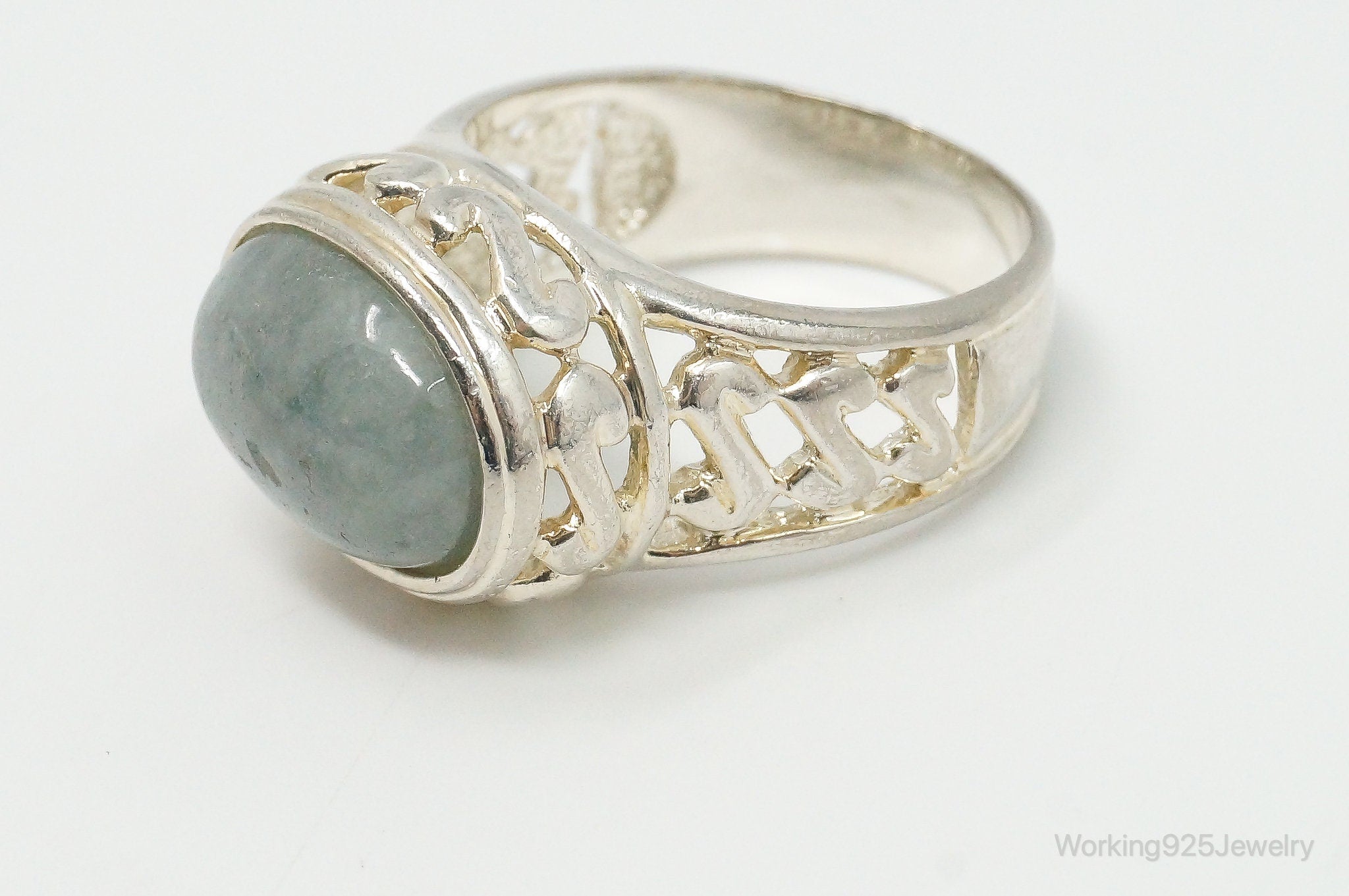 Vintage Jade Sterling Silver Ring - Size 8.25