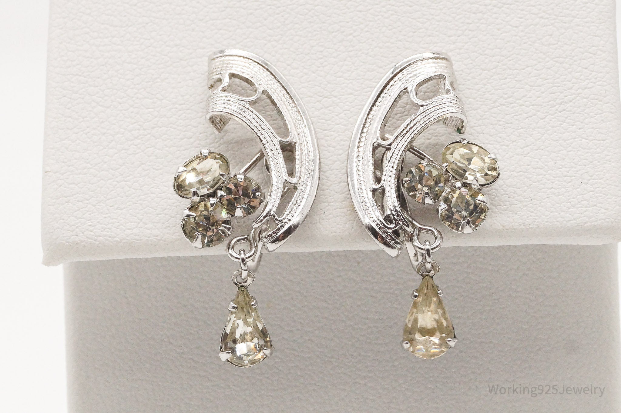 Vintage 1940s Art Deco Rhinestone Silver Screw Back Earrings