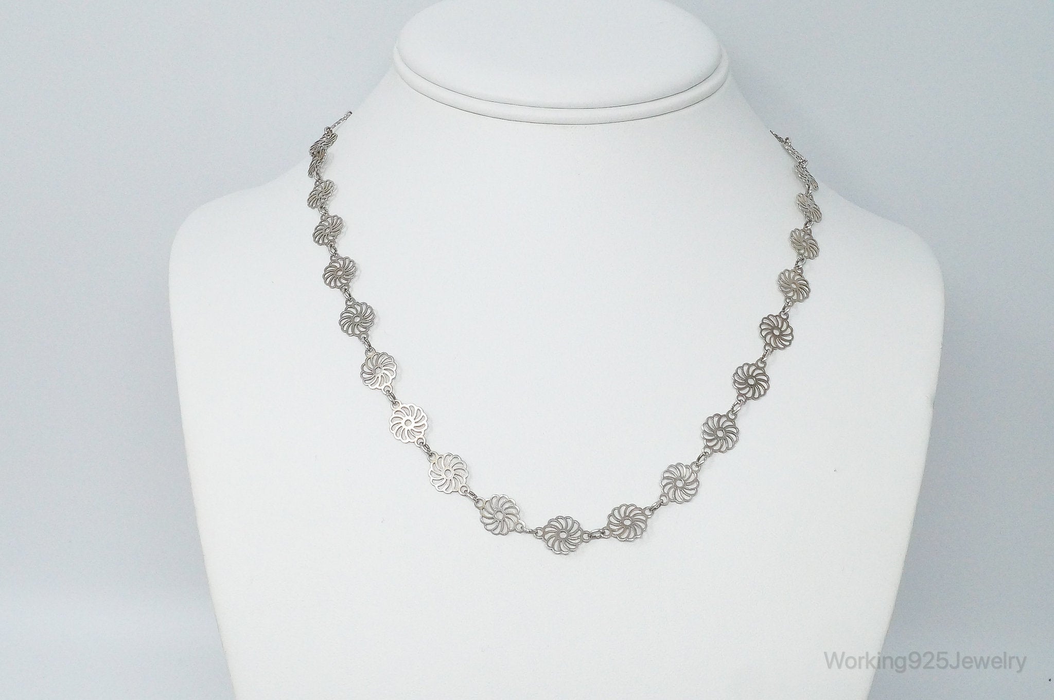 Antique Flowers Pattern Sterling Silver Necklace