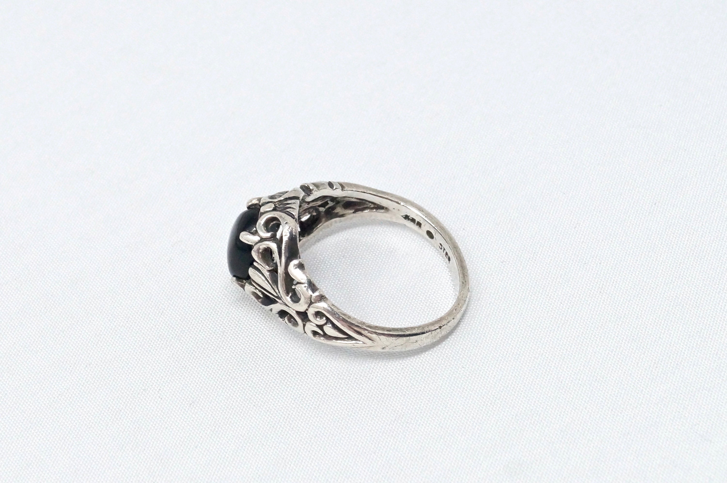 Vintage Kabana KBN Black Onyx Motif Swirl Sterling Silver Ring - Size 5.75