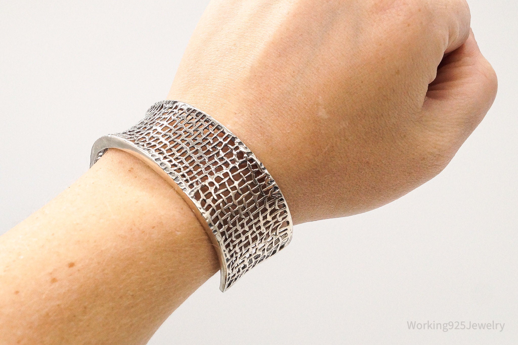 Designer Silpada Retired Mesh Sterling Silver Bracelet