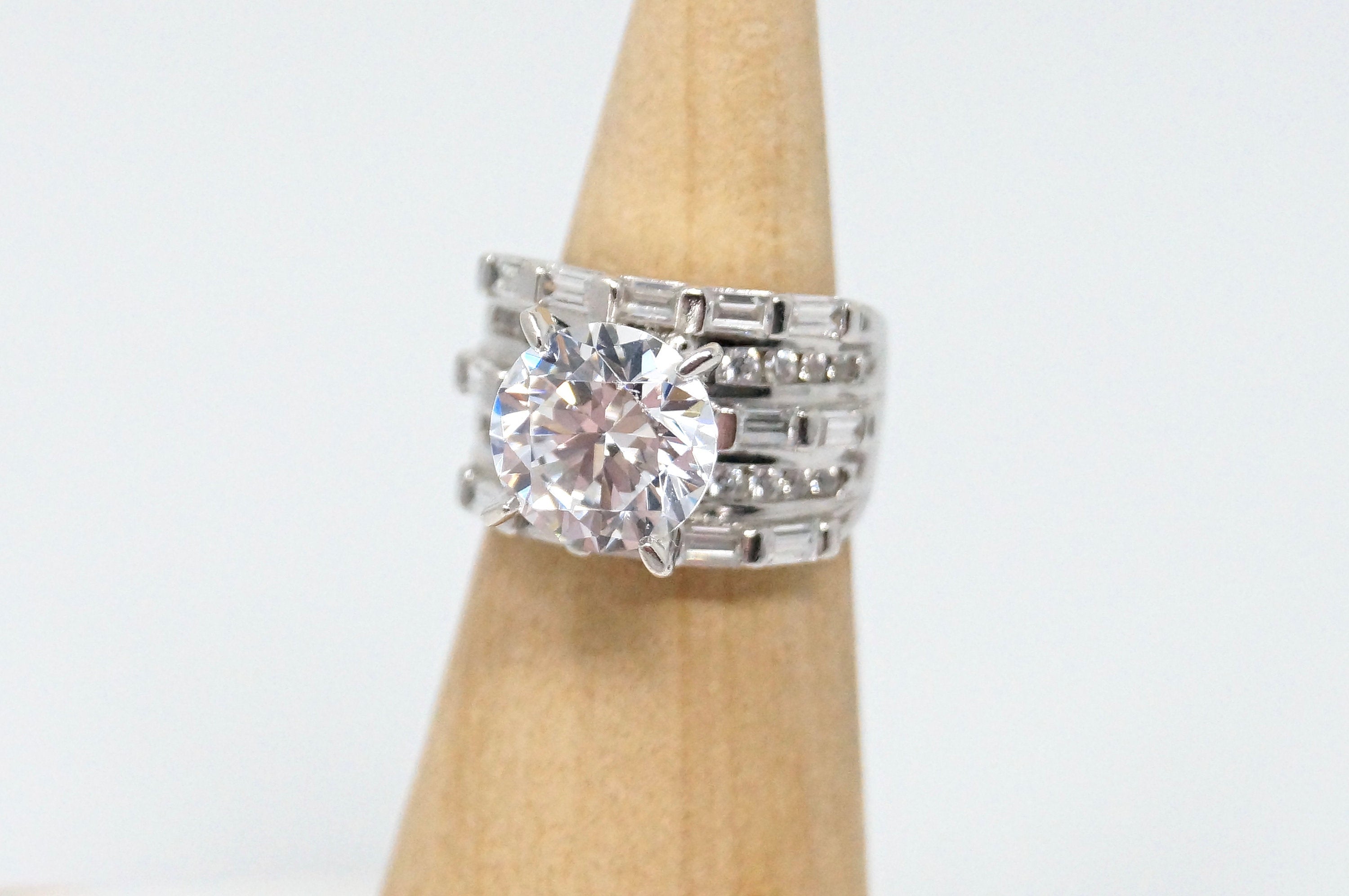 Amazing STUNNING Vintage Large Simulated Diamond Statement Ring Sterling Silver - Size 5 -782528919