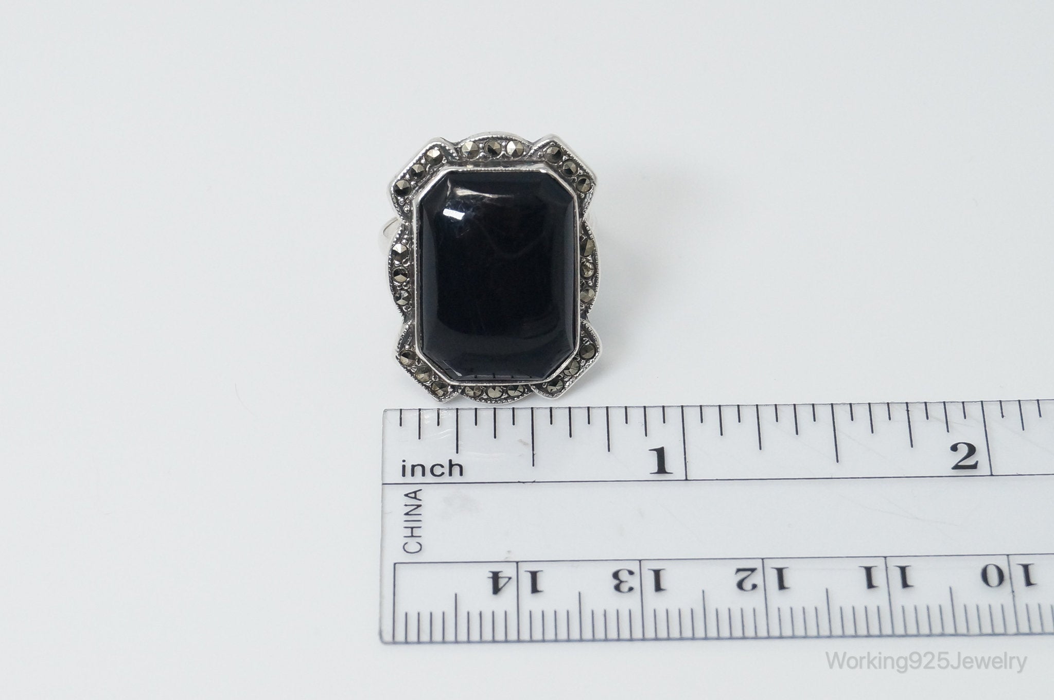 Antique Designer Uncas MFG CO Black Onyx Marcasite Sterling Silver Ring - SZ 7.5