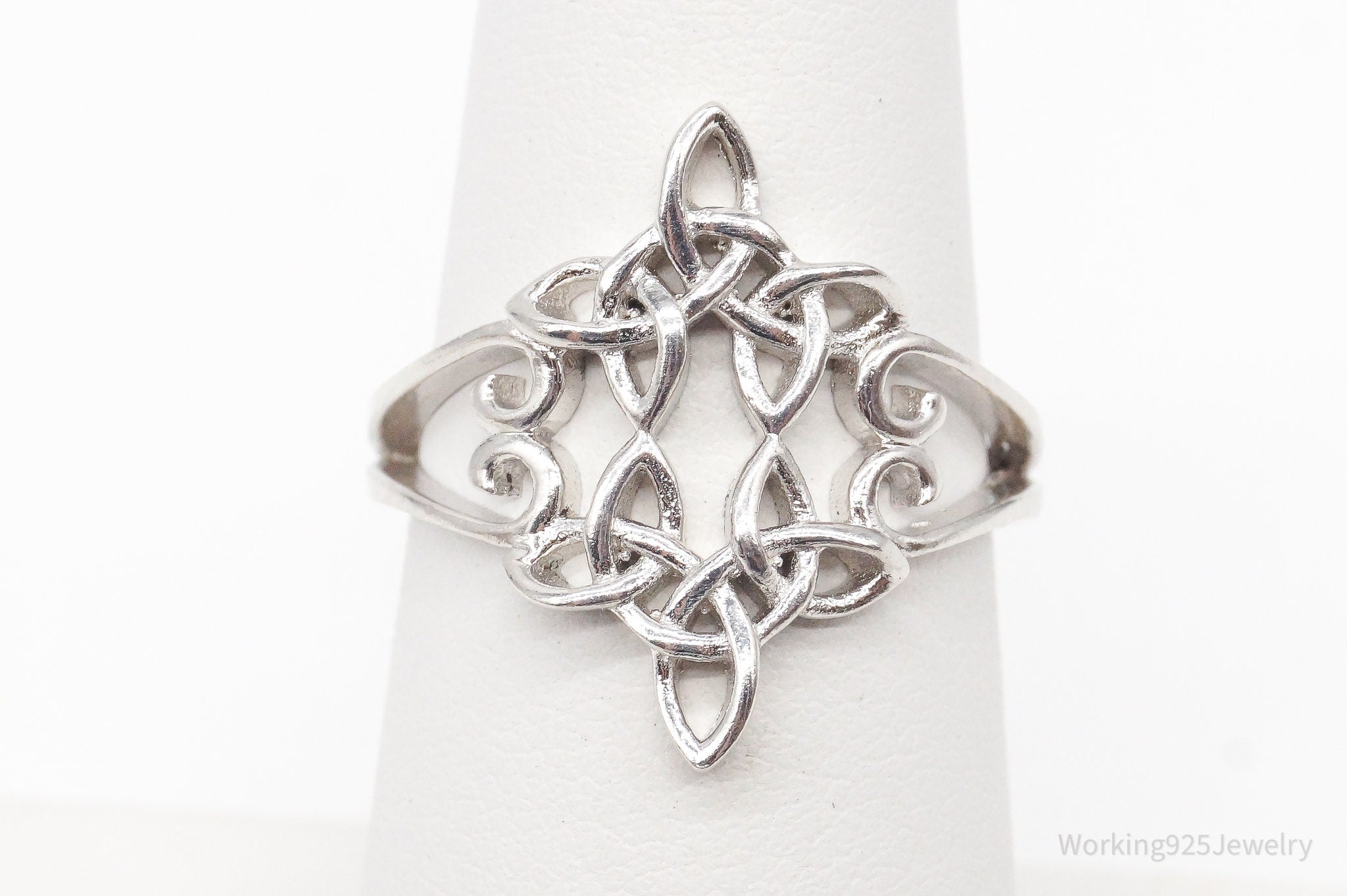 Vintage Celtic Knot Design Sterling Silver Ring - Size 6.25