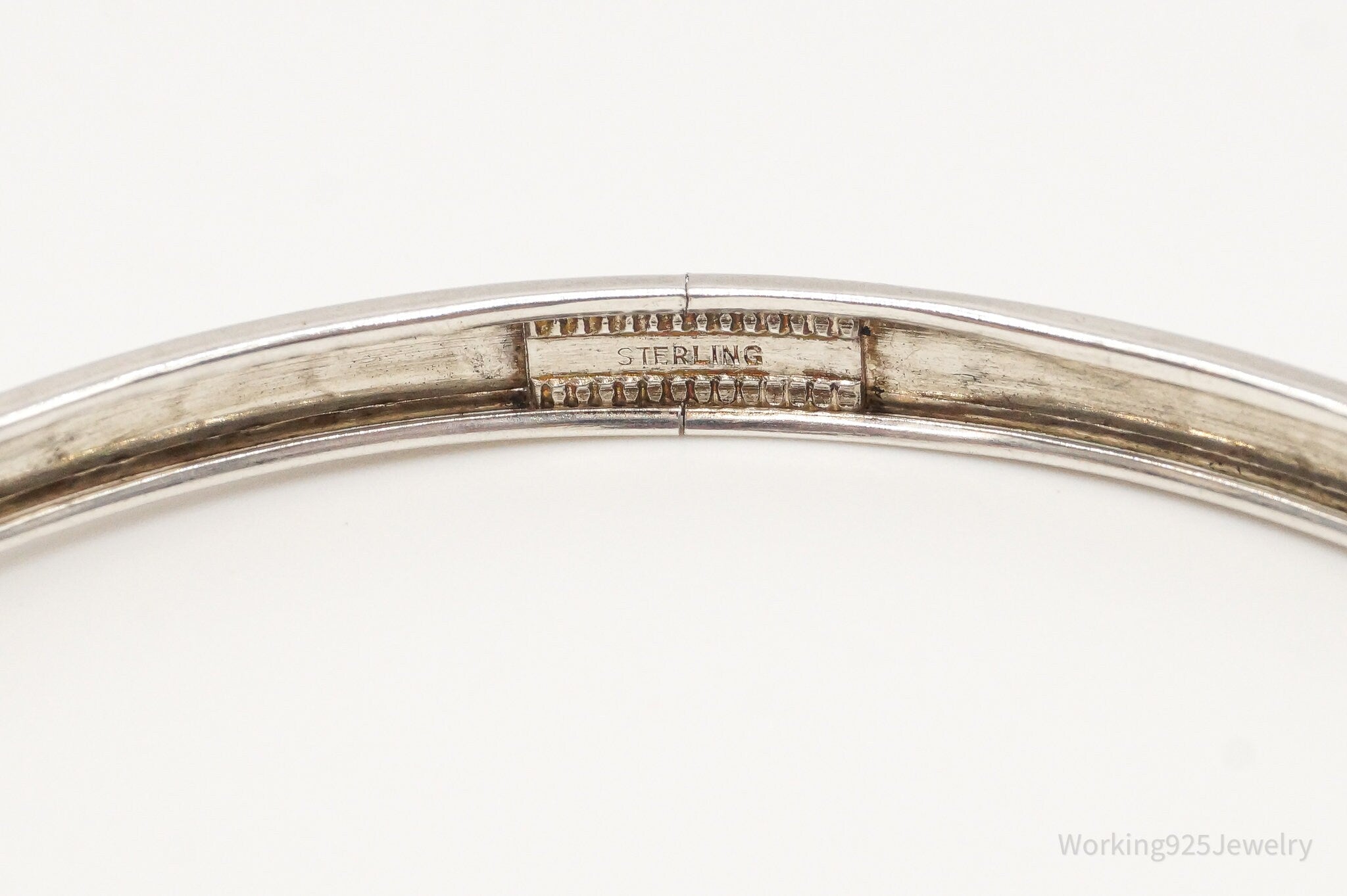 Antique Hearts Pattern Sterling Silver Bangle Bracelet