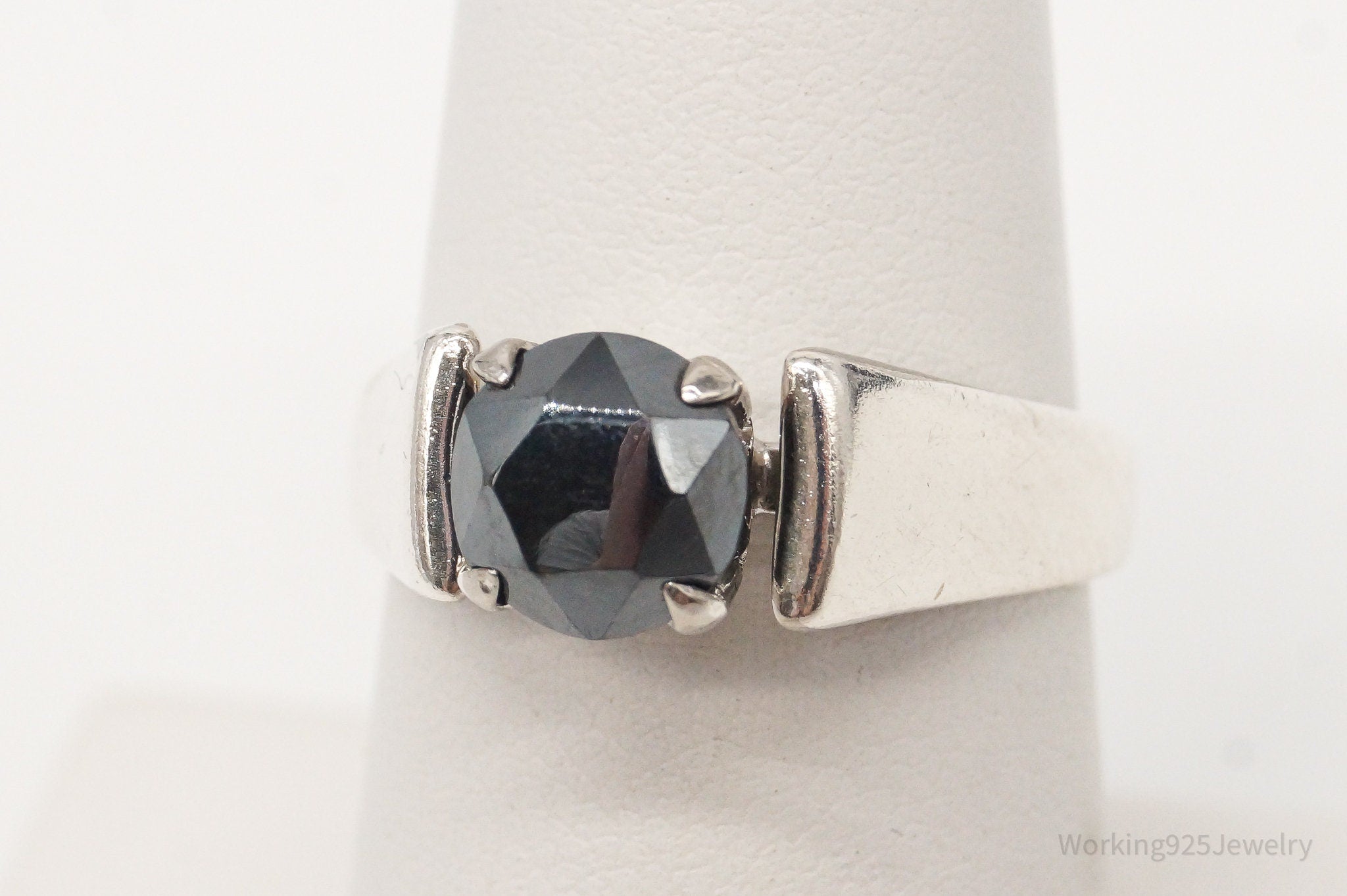 Antique Hematite Silver Ring - Size 7