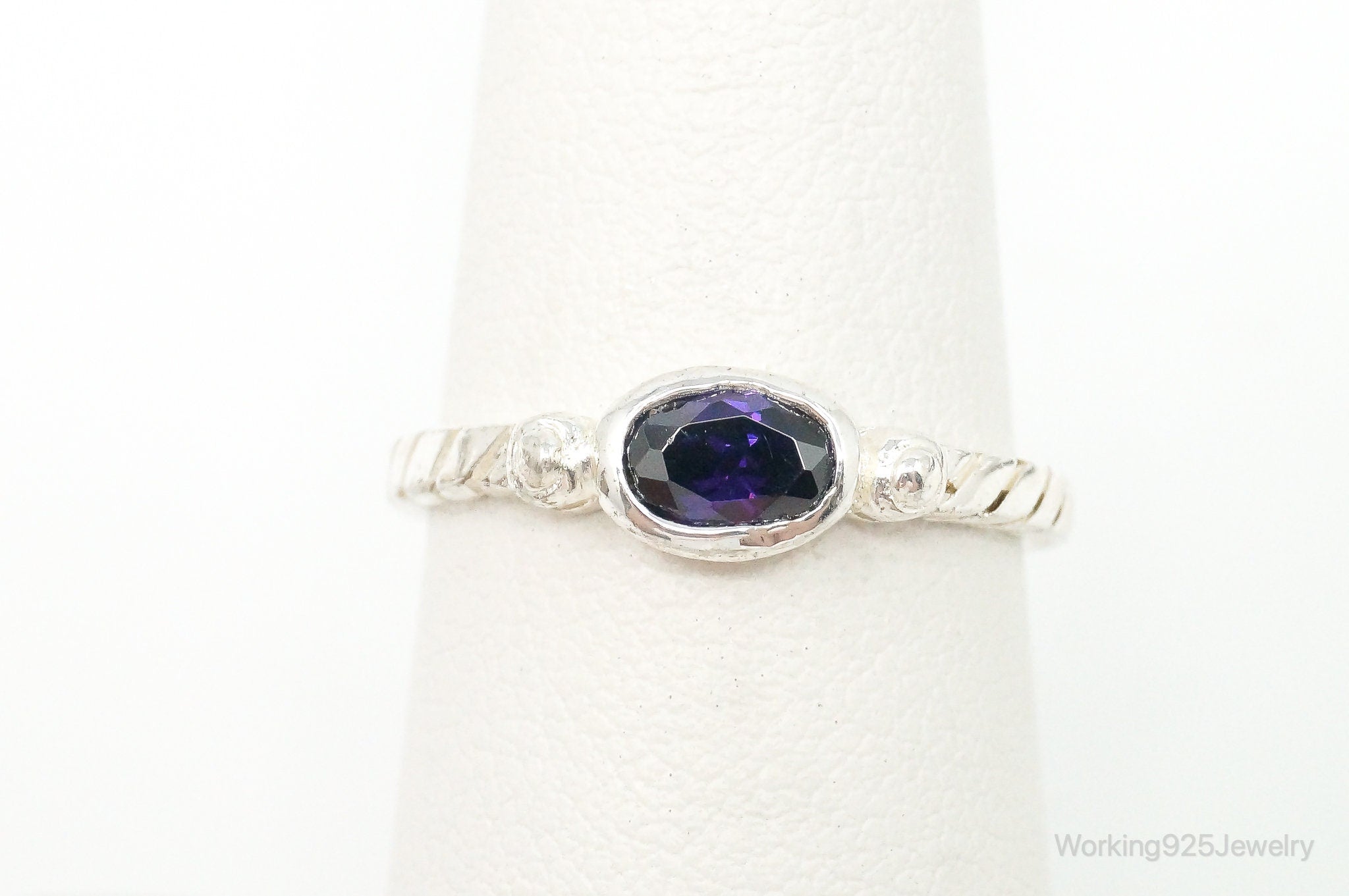 Vintage Amethyst Sterling Silver Ring - Size 6.75