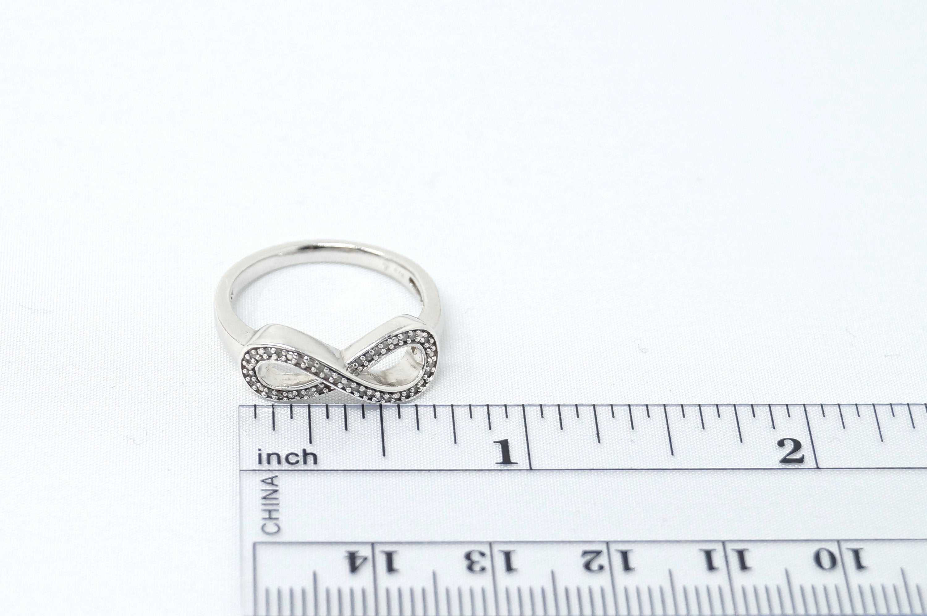 Vintage Diamond Infinity Sterling Silver Ring - Size 7