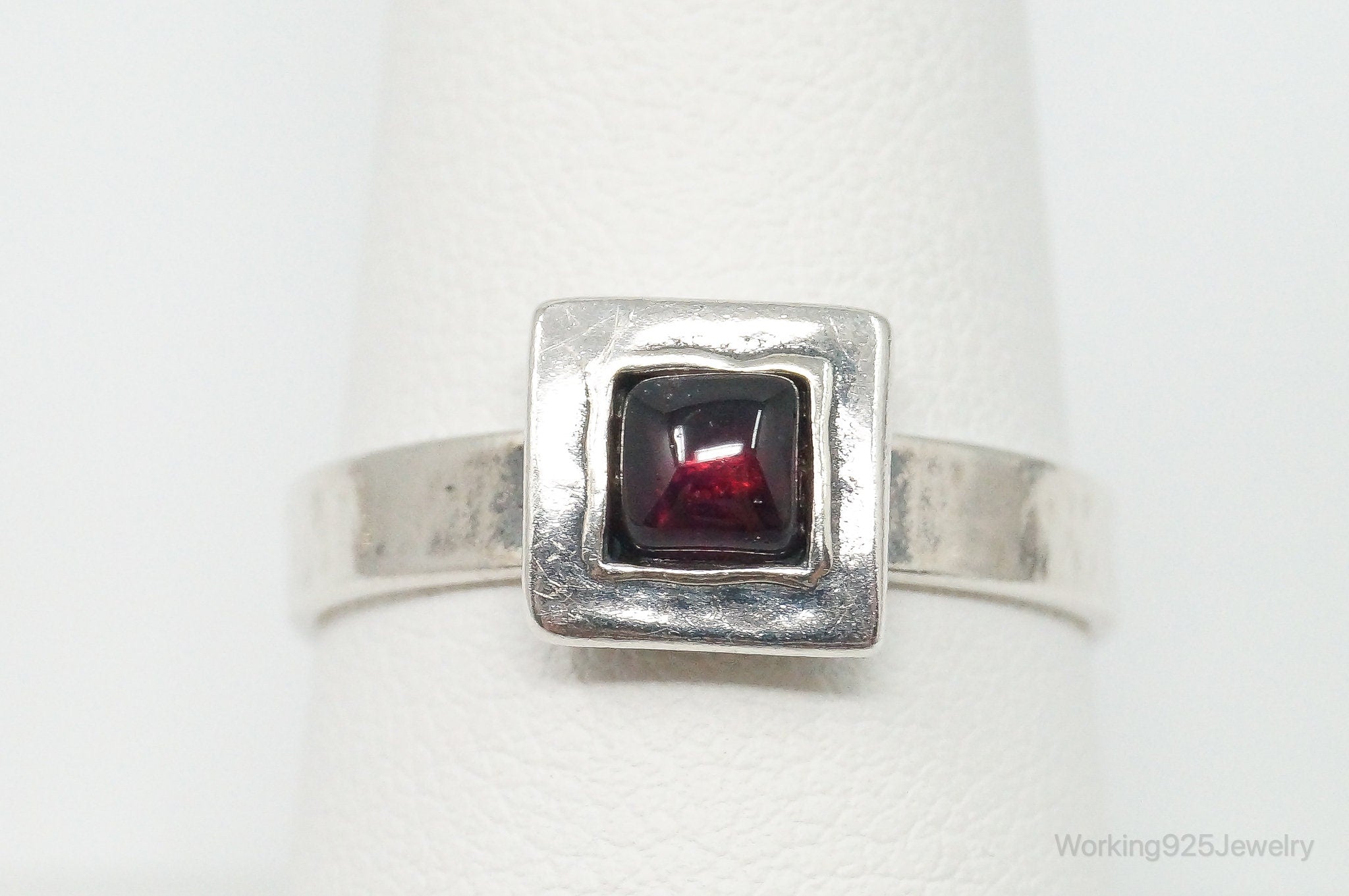 Vintage Designer Silpada Garnet Sterling Silver Ring - Size 9