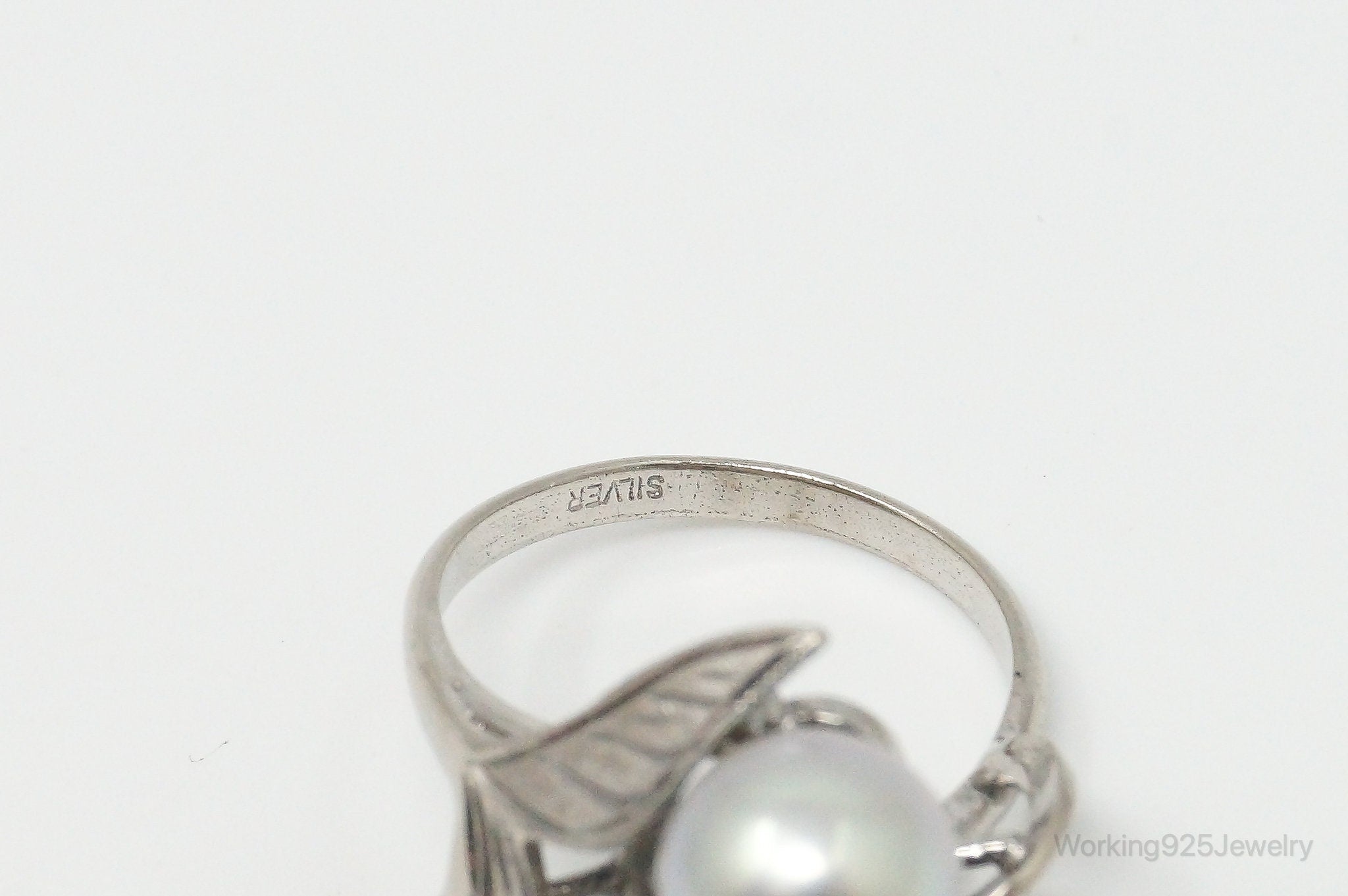 Antique Pearl Silver Ring - Size 5