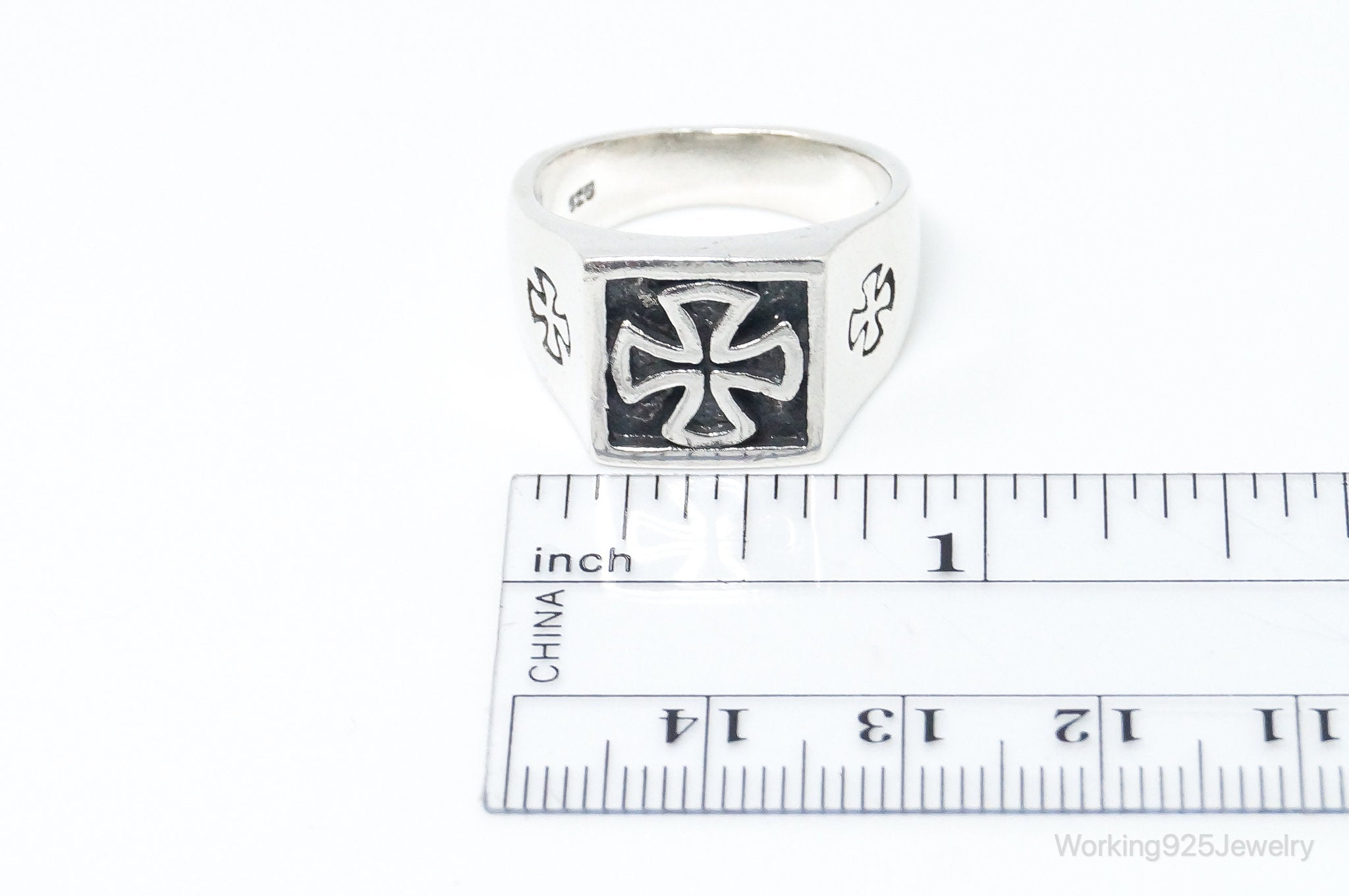 Vintage Cross Design Sterling Silver Ring - SZ 8.75