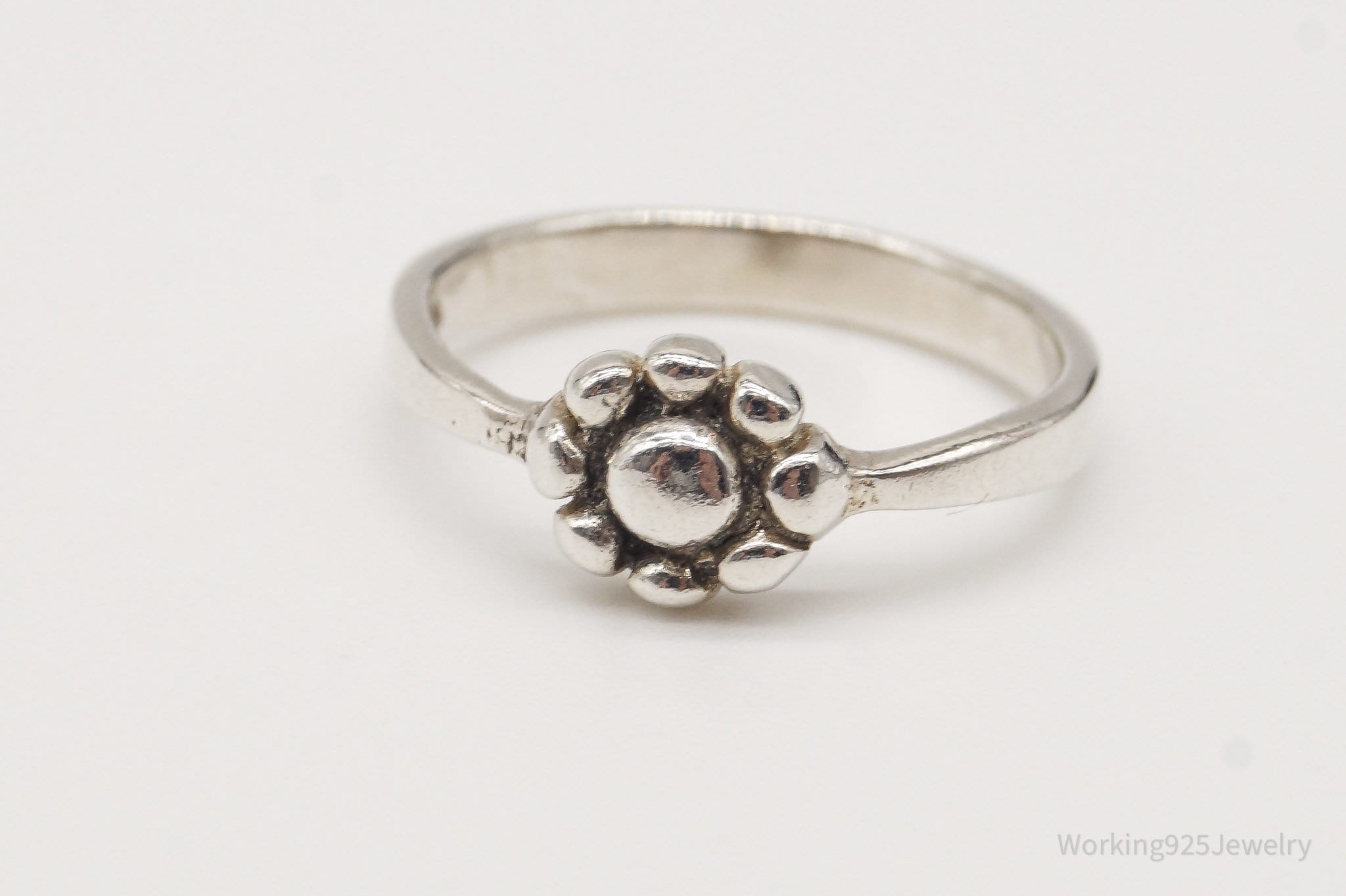 Vintage Flower Sterling Silver Ring - Size 4.25