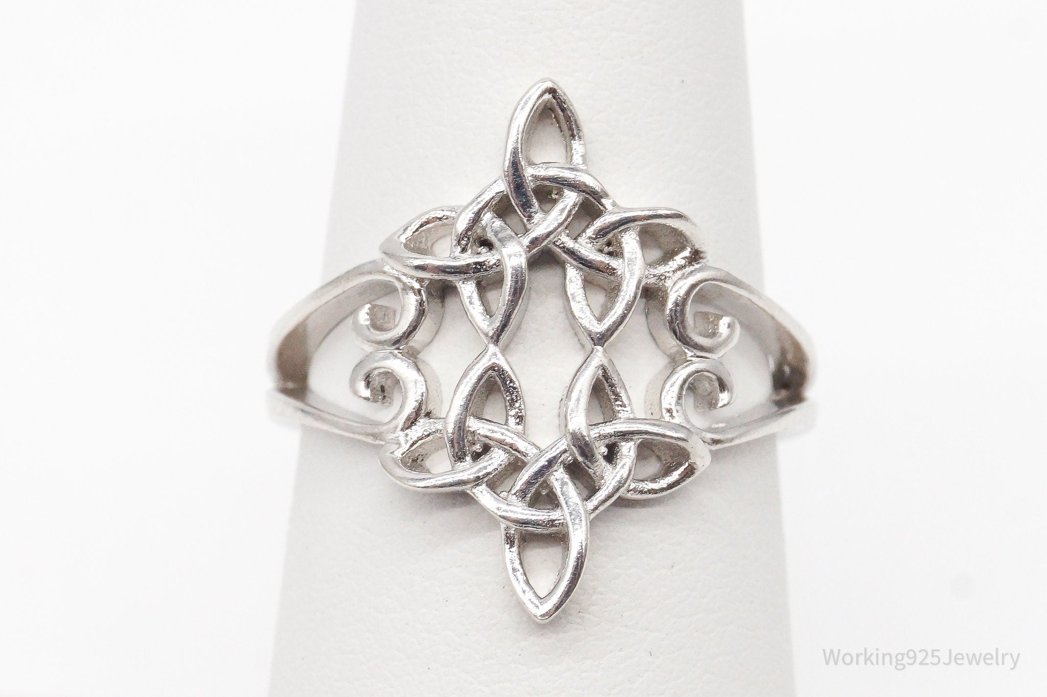 Vintage Celtic Knot Design Sterling Silver Ring - Size 6.25