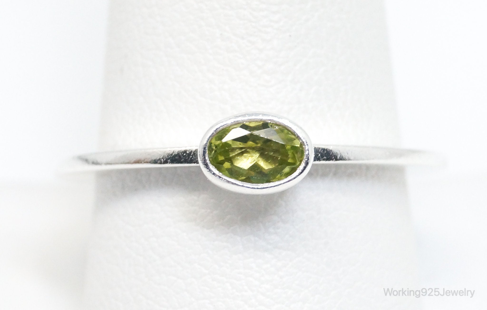 Vintage Green Peridot Sterling Silver Stacker Stackable Ring - SZ 9.5