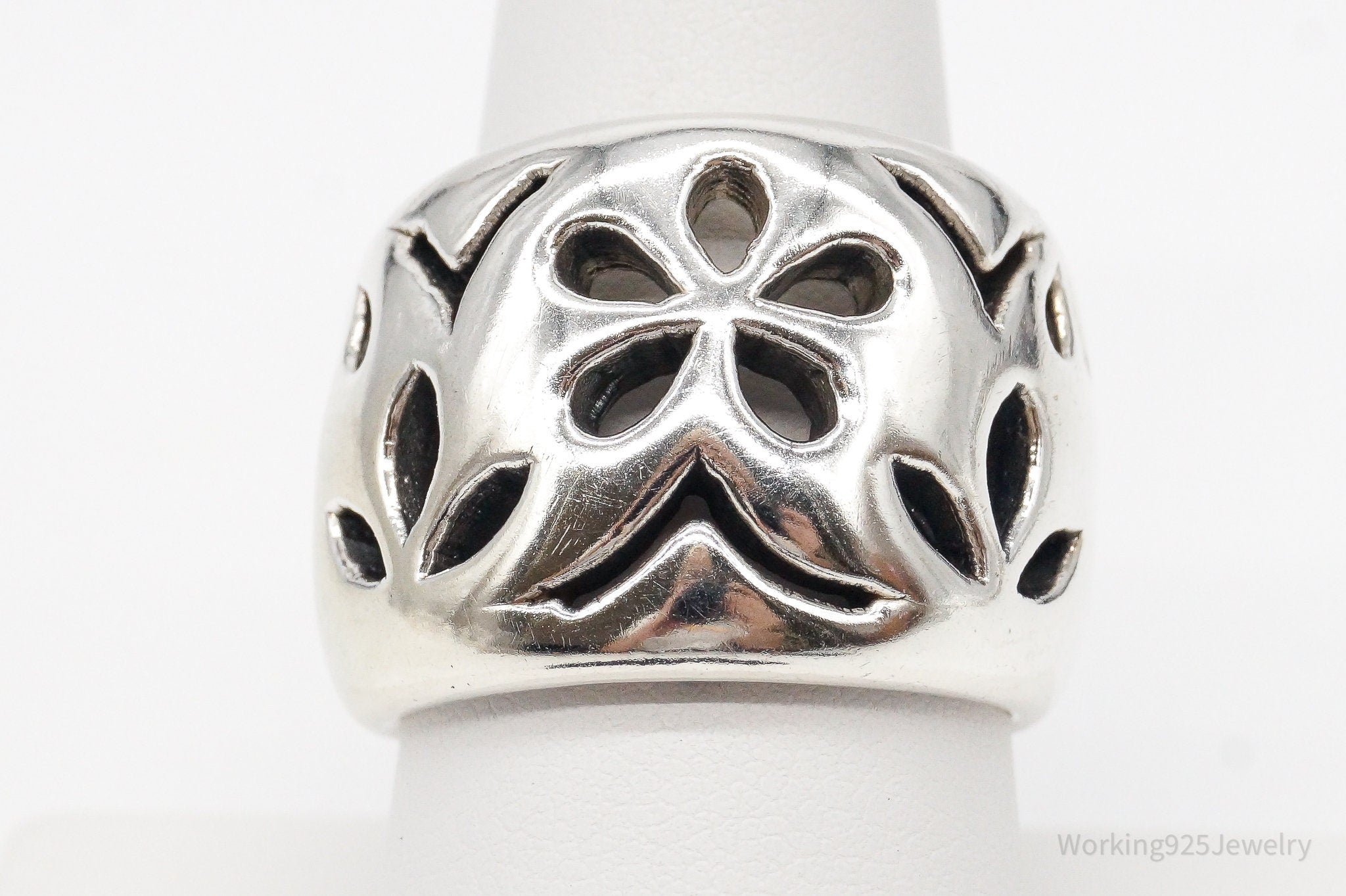 Vintage Cut Out Flowers Sterling Silver Band Ring - Size 9