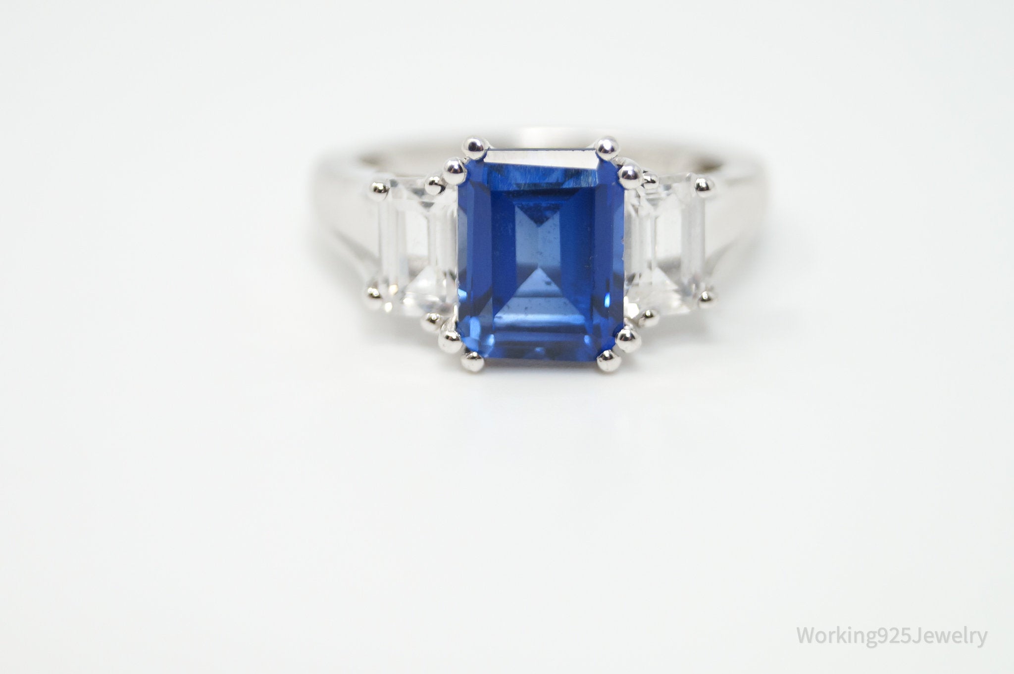 Vintage Designer SAI Blue Glass CZ Sterling Silver Ring - Size 6.5