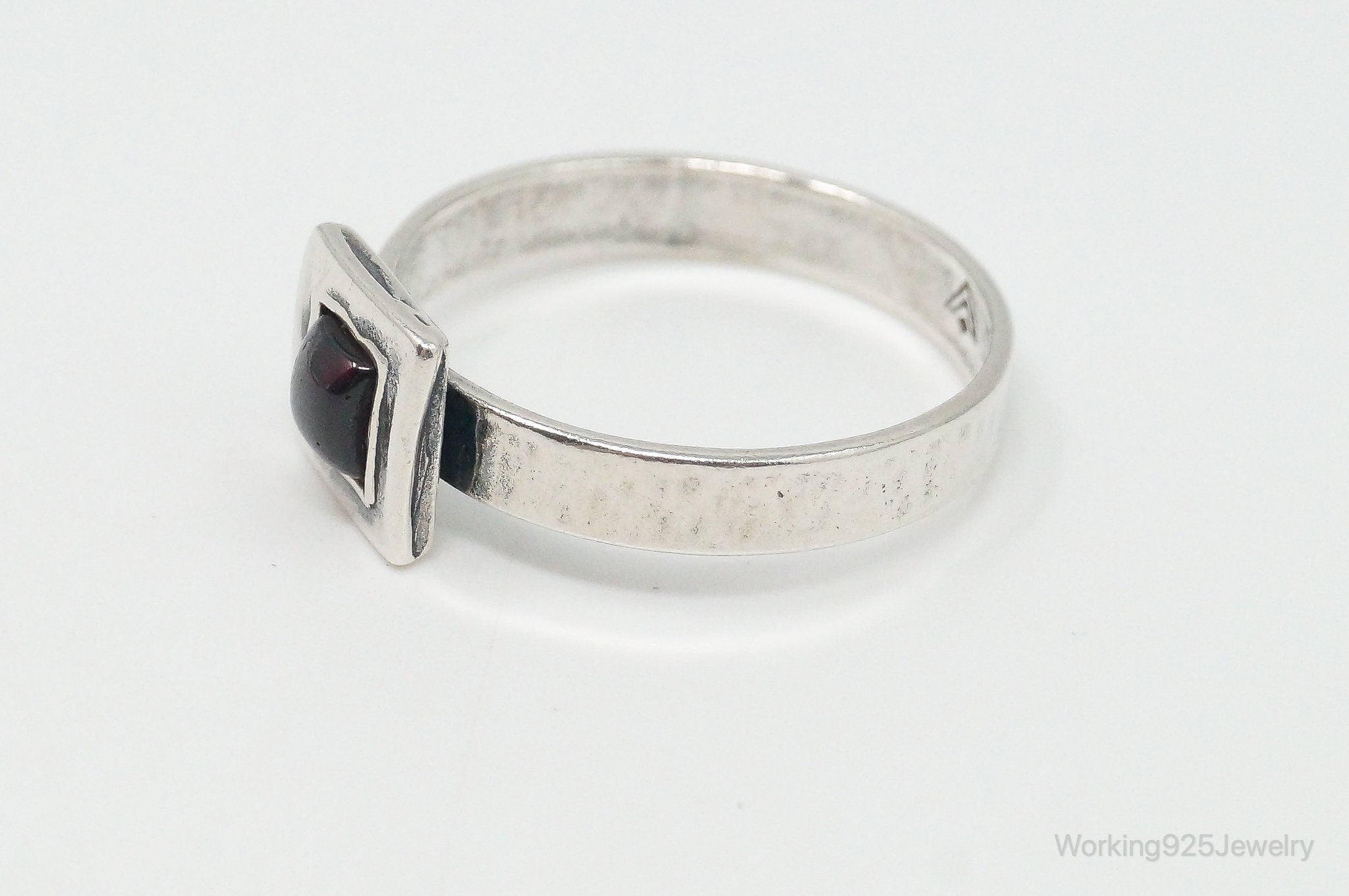 Vintage Designer Silpada Garnet Sterling Silver Ring - Size 9