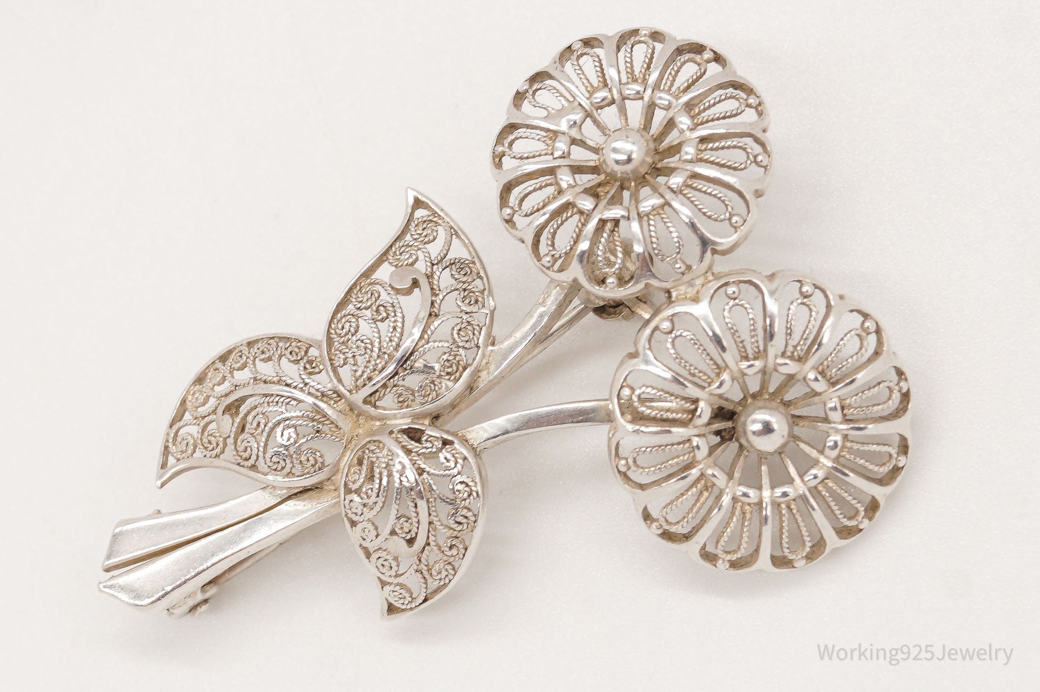 Vintage Flowers Filigree Sterling Silver Brooch Pin