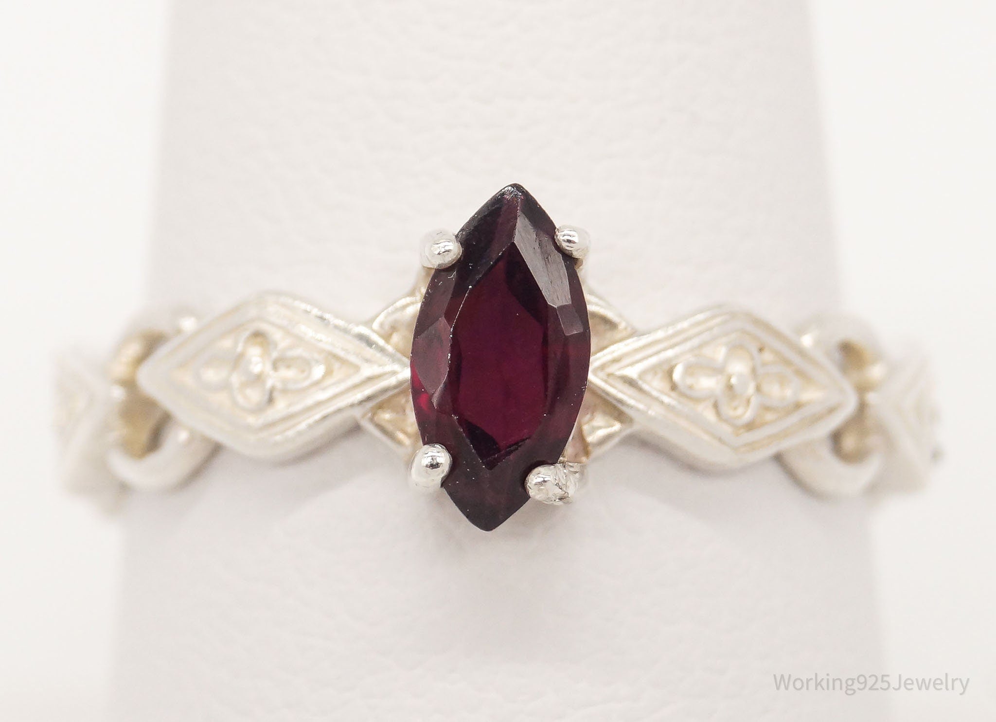 Vintage Avon Rhodolite Garnet Sterling Silver Ring - Size 9