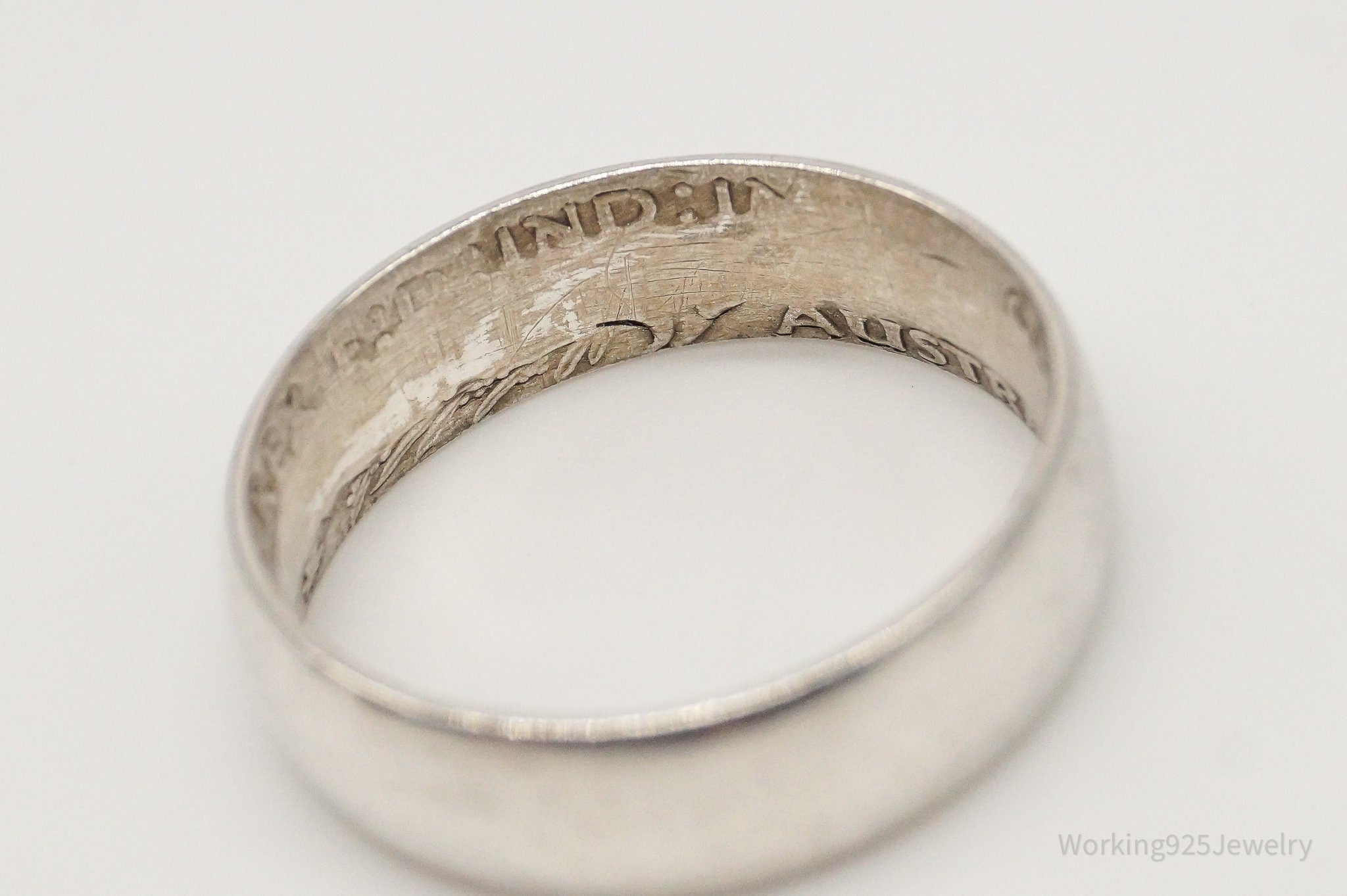 Vintage Australia Coin Silver Ring - Size 8.25